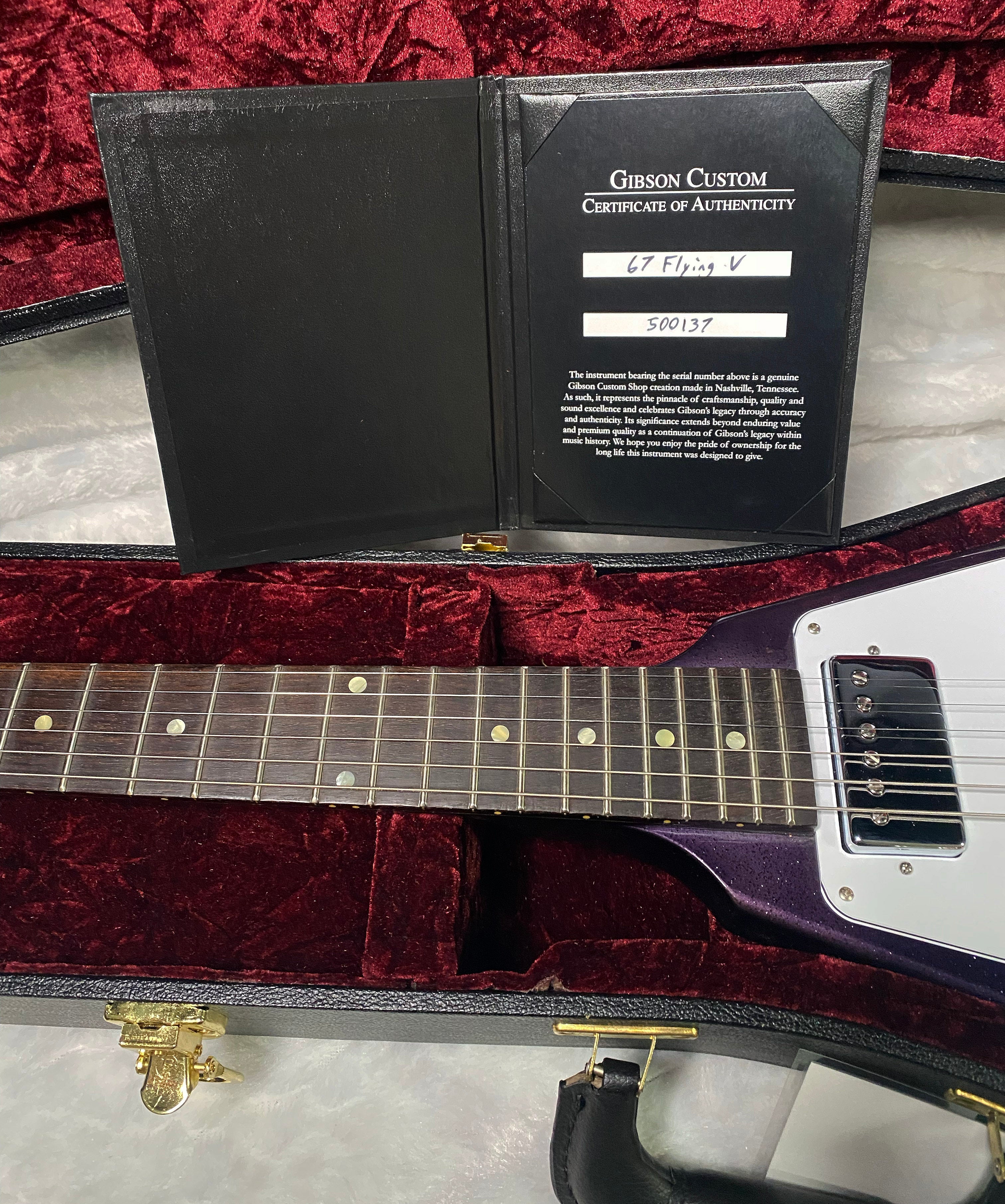 NEW! Gibson Custom 1967 Flying V Purple Sparkle - Short Maestro Trem -Only 7lbs - Authorized Dealer - Ultra RARE! Dealer Select - G07670