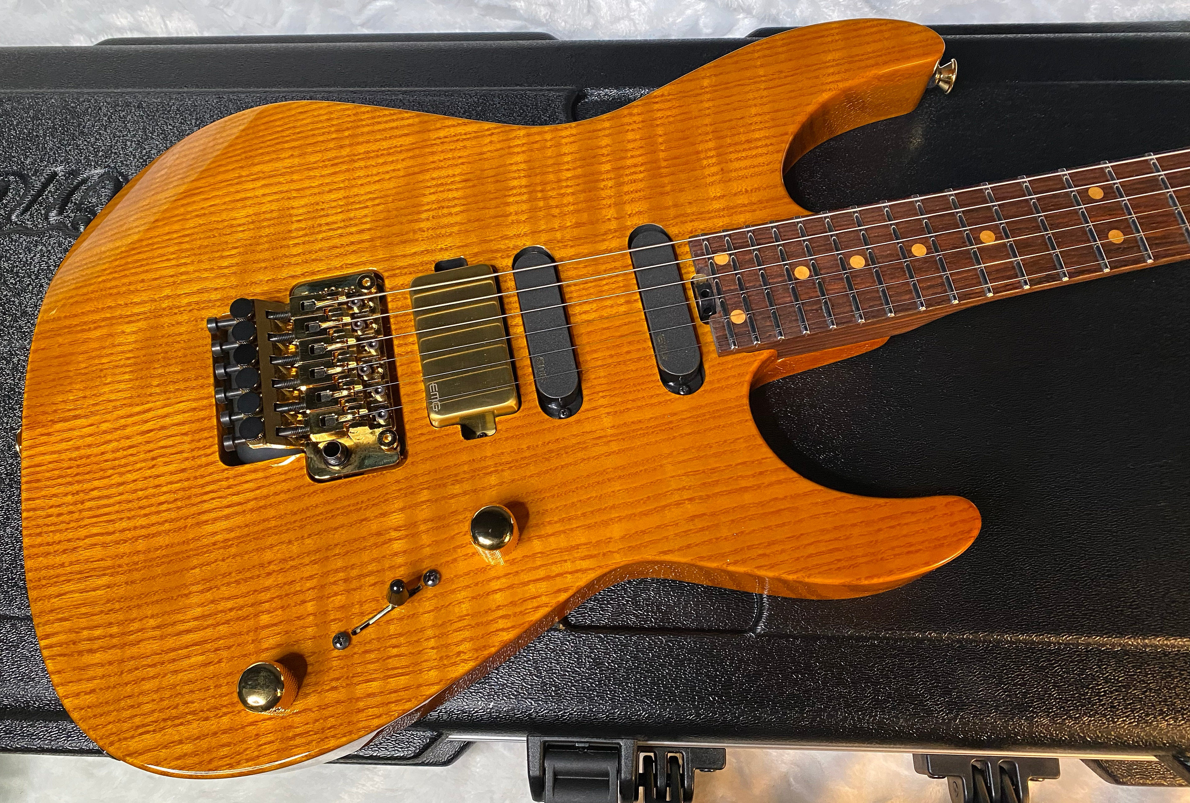 NEW ! Jackson Custom Shop DK24 Dinky - Figured Sassafras - Master Built by Big Rob - EMG Pick-UPs - 8 lbs - G05529 - WOW!