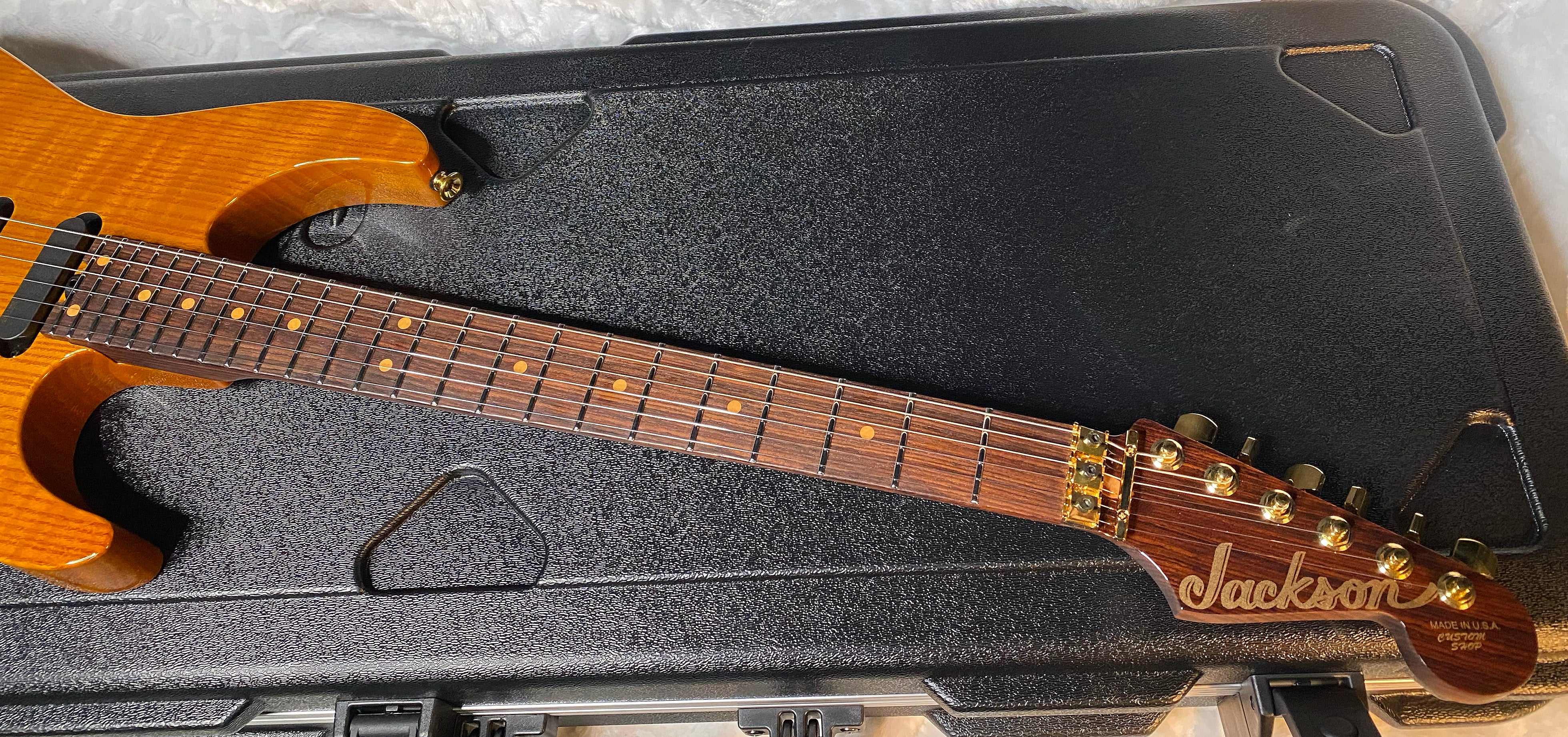 NEW ! Jackson Custom Shop DK24 Dinky - Figured Sassafras - Master Built by Big Rob - EMG Pick-UPs - 8 lbs - G05529 - WOW!