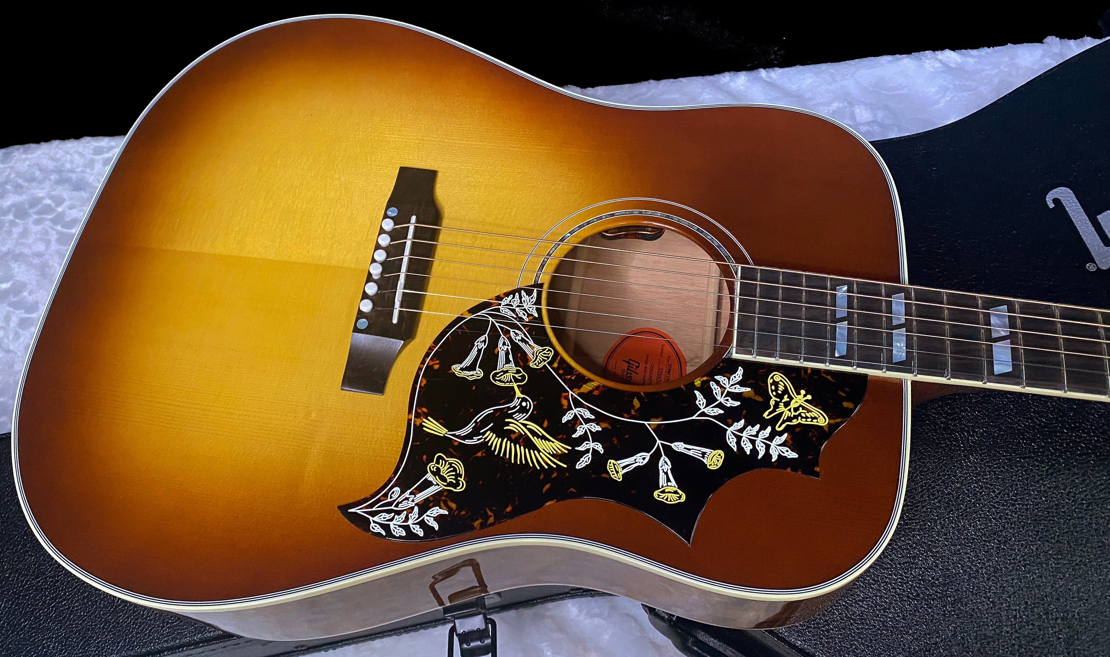 NEW! Gibson Custom Shop Hummingbird Koa/Carpathian Spruce Acoustic