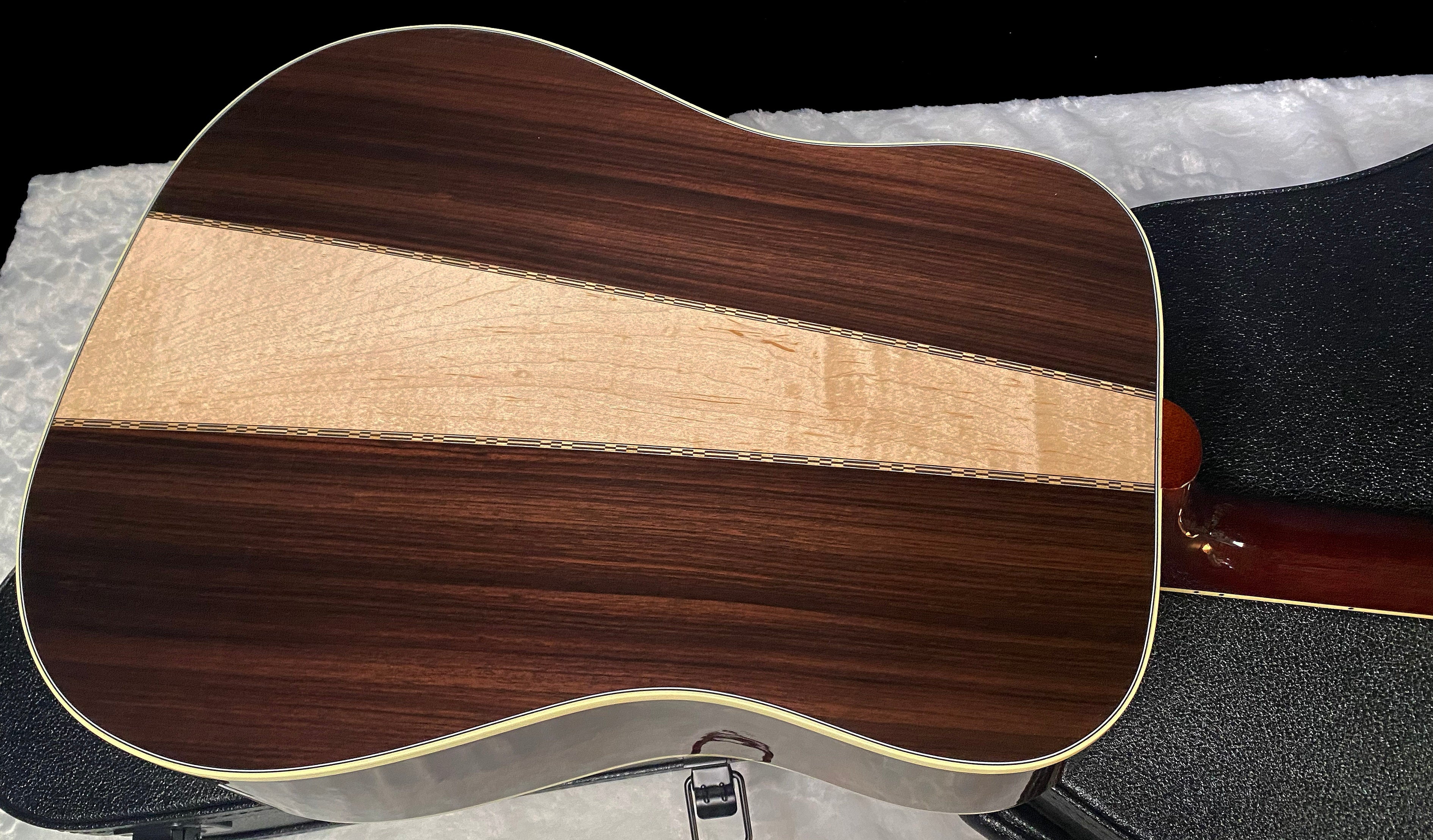 NEW! Gibson Custom Shop Hummingbird Rosewood 3-Piece Back Acoustic-Electric Guitar - Rosewood Burst - 4.65 lbs - Authorized Dealer! G06304