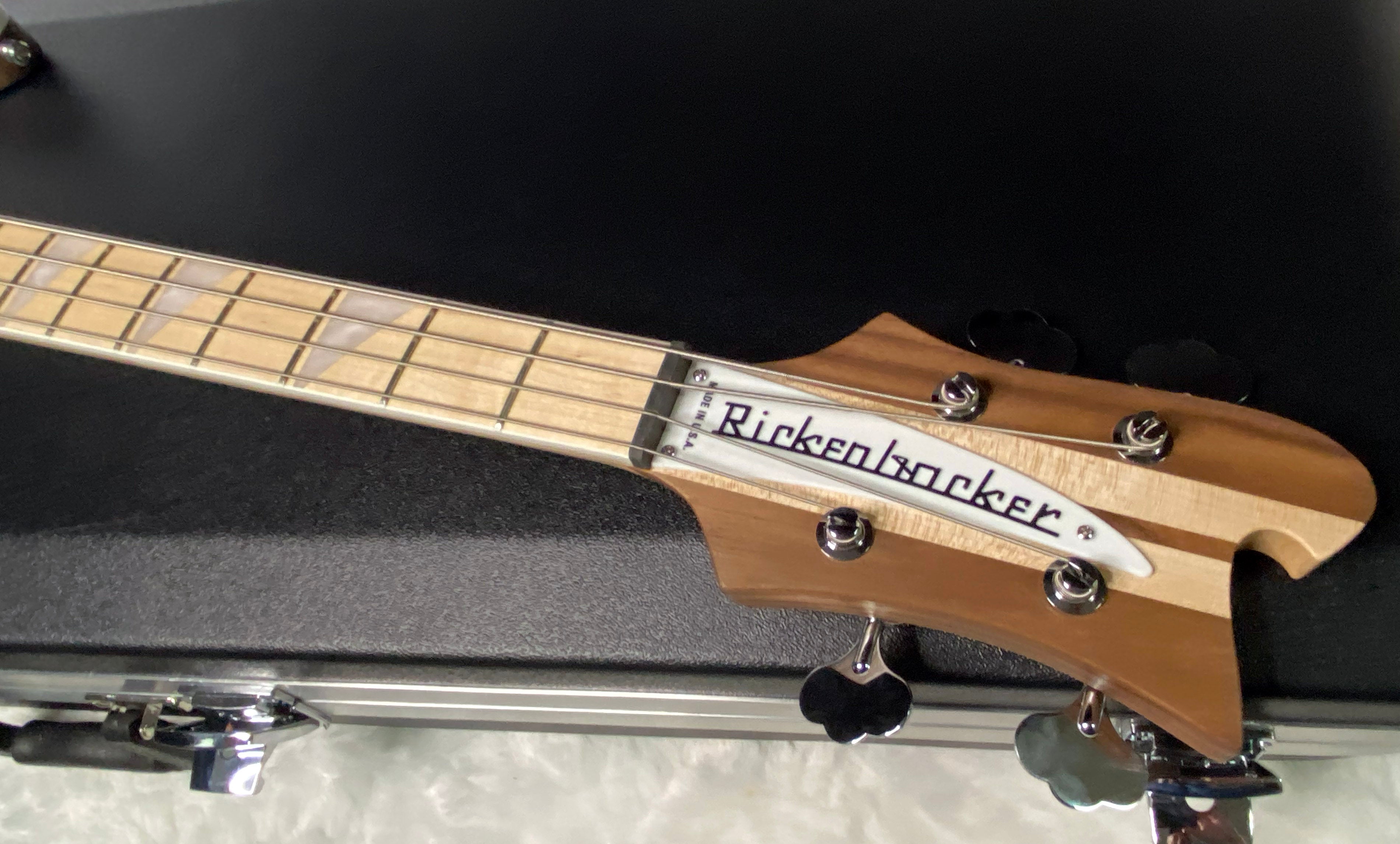 NEW! Rickenbacker 4003 W Walnut - 4-String Bass - Authorized Dealer - 8.2lbs - G06964