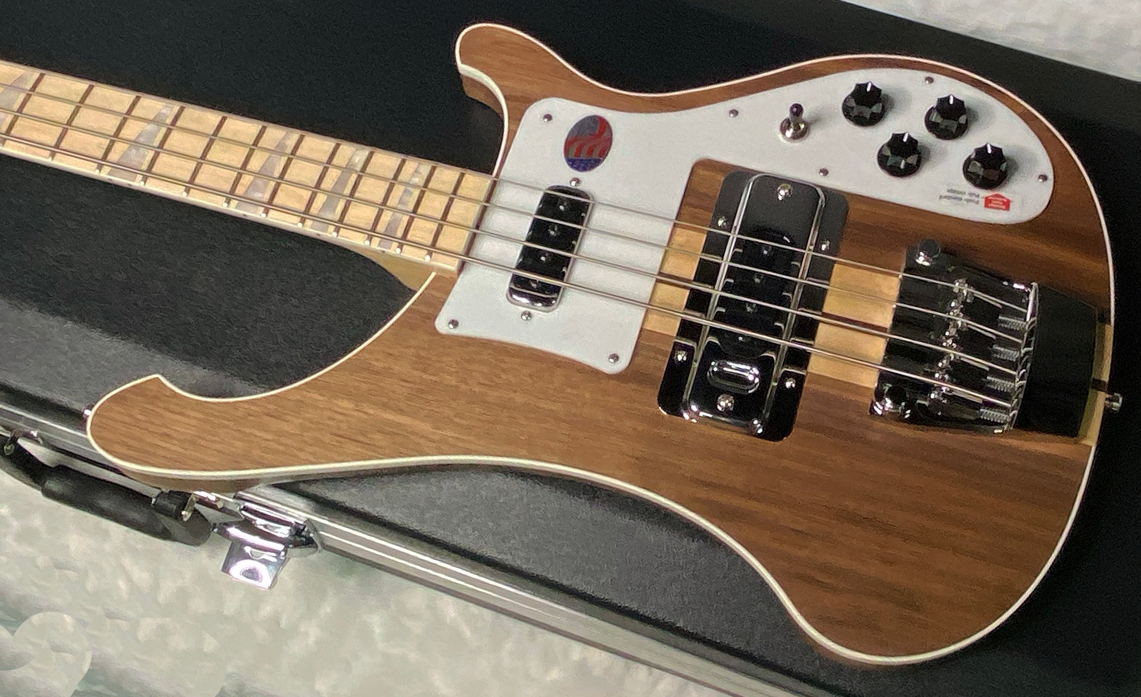 NEW! Rickenbacker 4003 W Walnut - 4-String Bass - Authorized Dealer - 8.2lbs - G06964