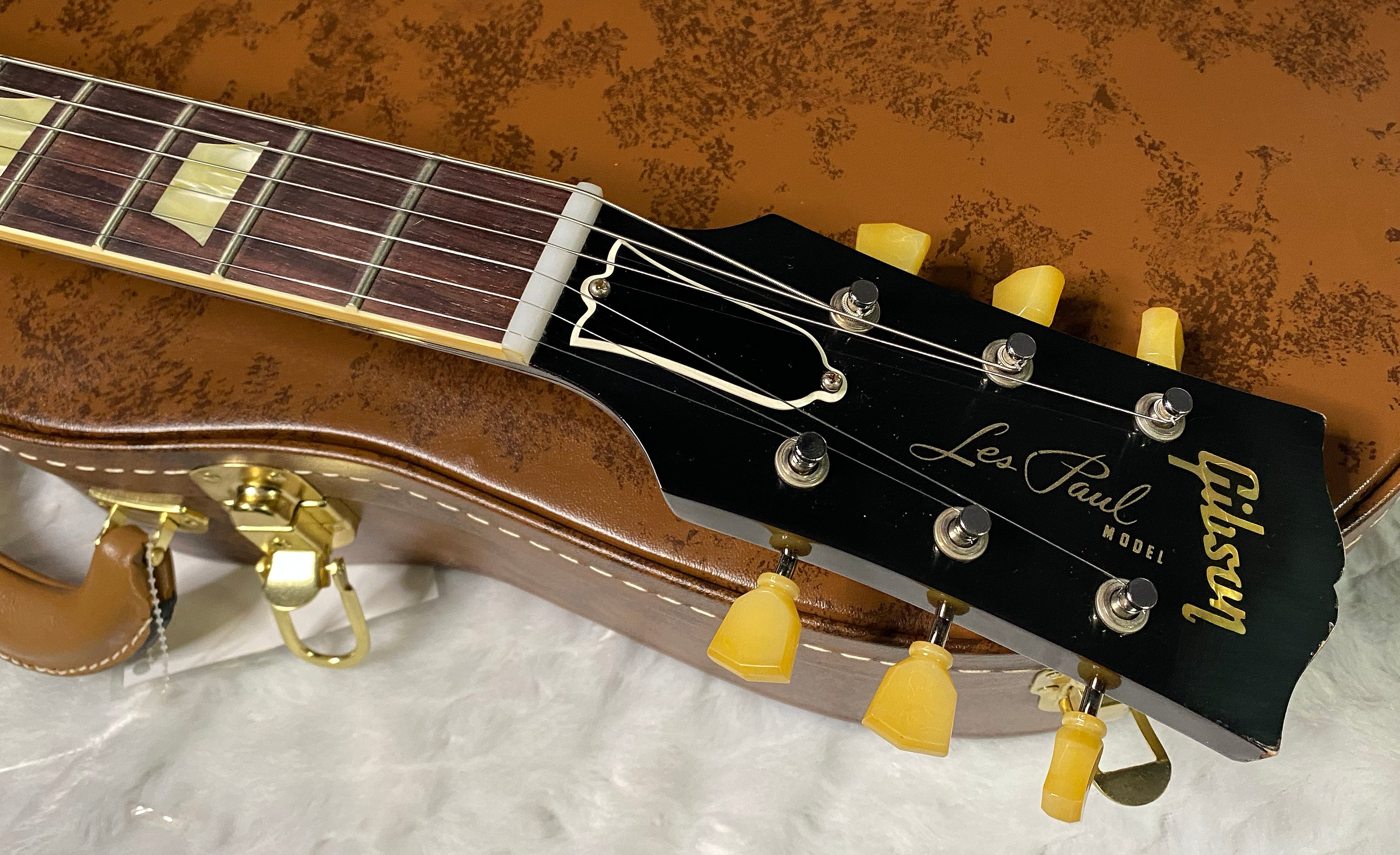 NEW! Gibson Custom Shop Murphy Lab '57 Les Paul Goldtop - Dark Back - Light Aged - Authorized Dealer - 9 lbs - G07683