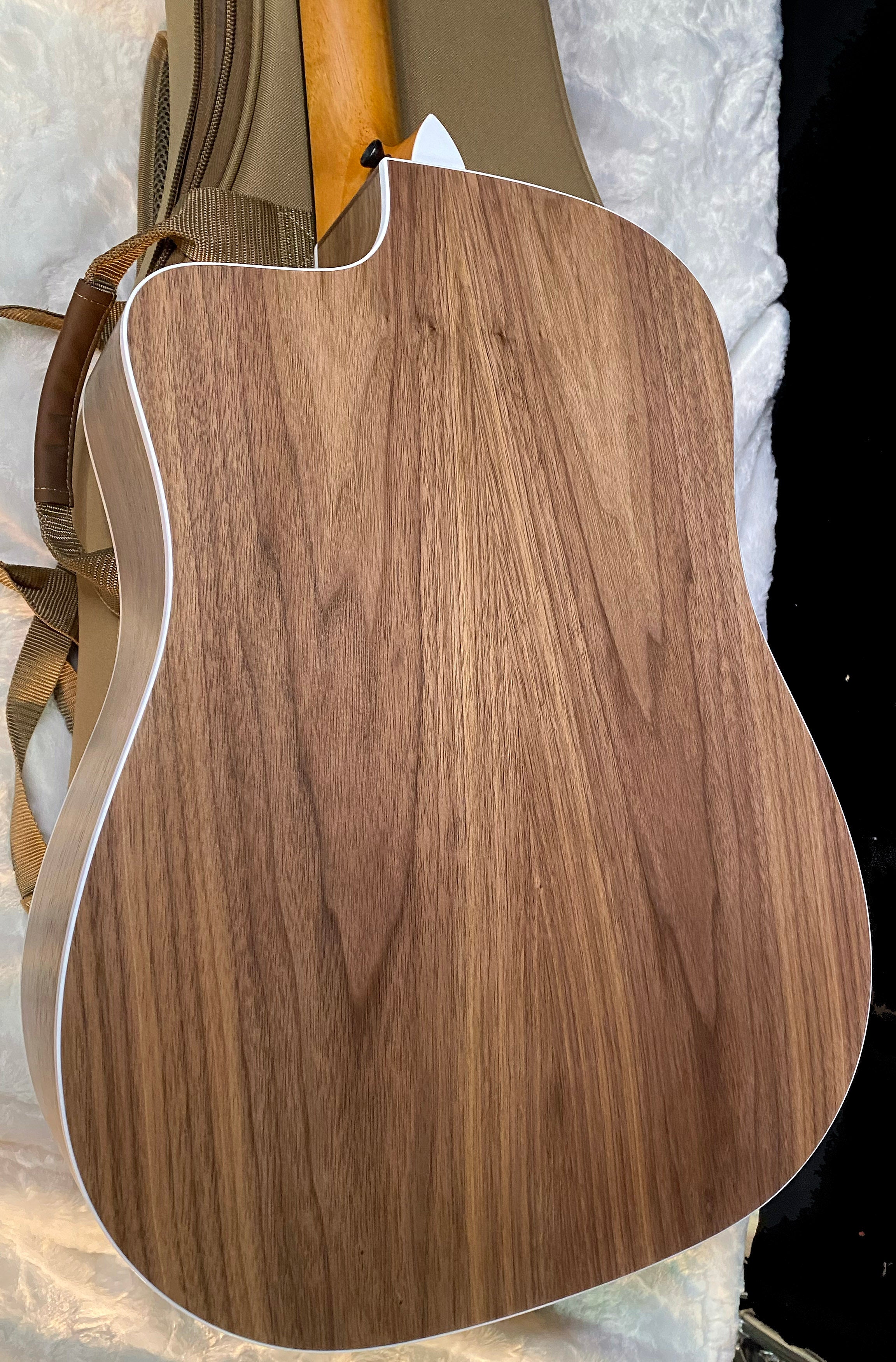 NEW! Taylor 214ce Grand Auditorium Acoustic-Electric Guitar Natural Finish - 4.4lbs - Authorized Dealer - G06229 (Copy)