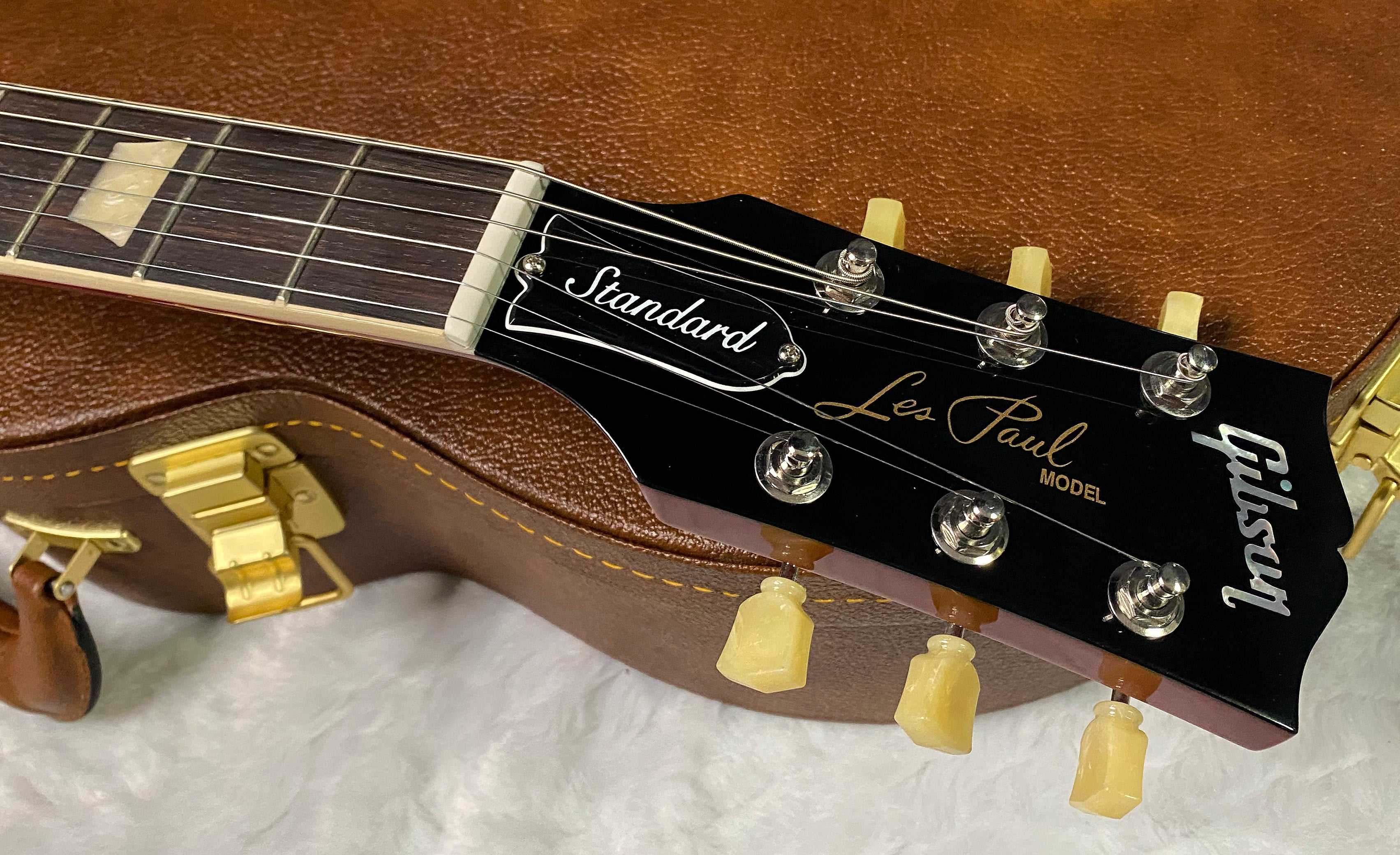 NEW ! Gibson Les Paul Standard '50s - Heritage Cherry Sunburst - Only 8.8 lbs - Authorized Dealer - G07691
