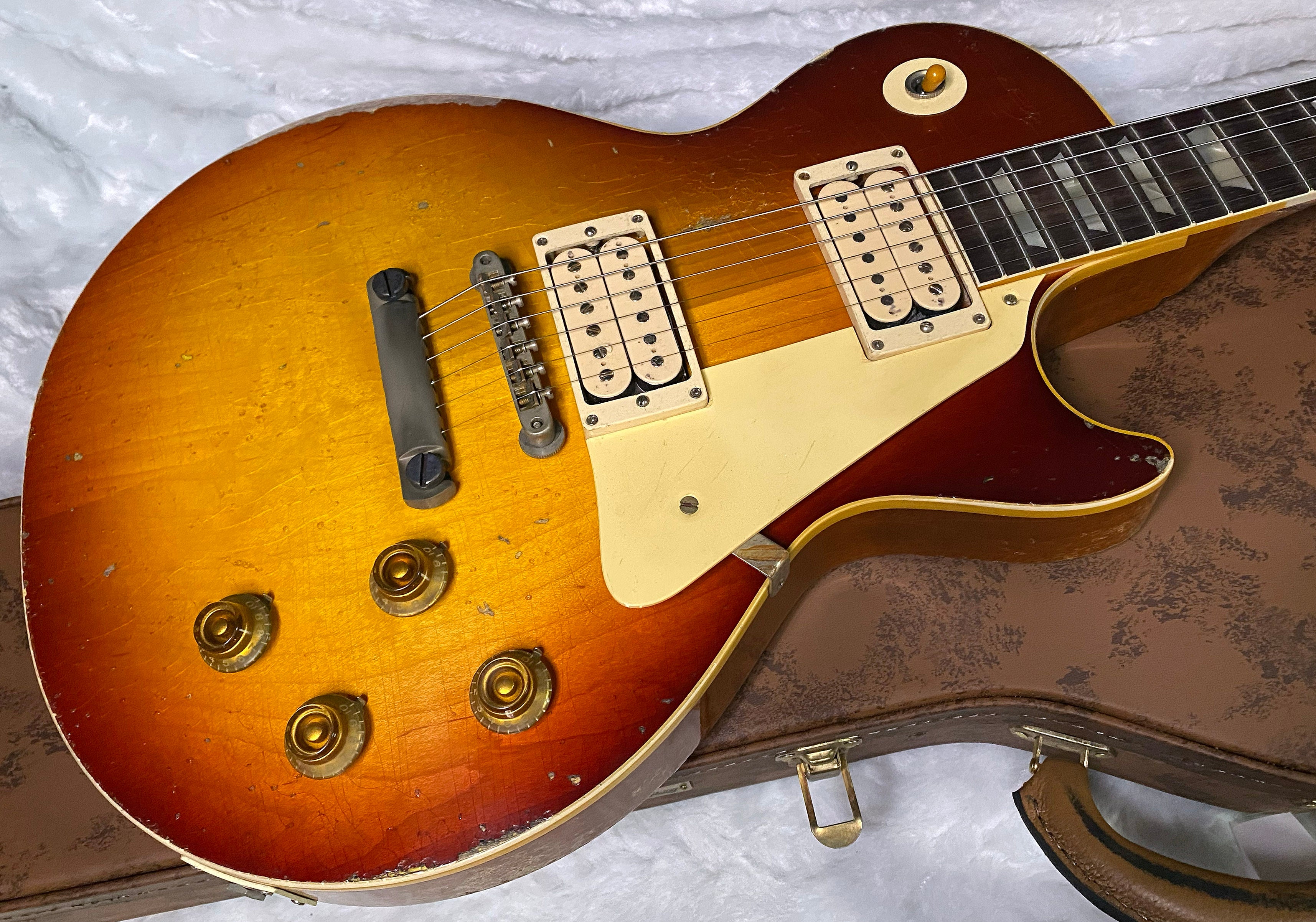 NEW! Gibson Custom 1957 Les Paul Standard Reissue - Refin Burst, Ultra Heavy Aged 2026 Limited Edition Collection - Only 8.3 lbs - IN-STOCK! - Authorized Dealer - G07679
