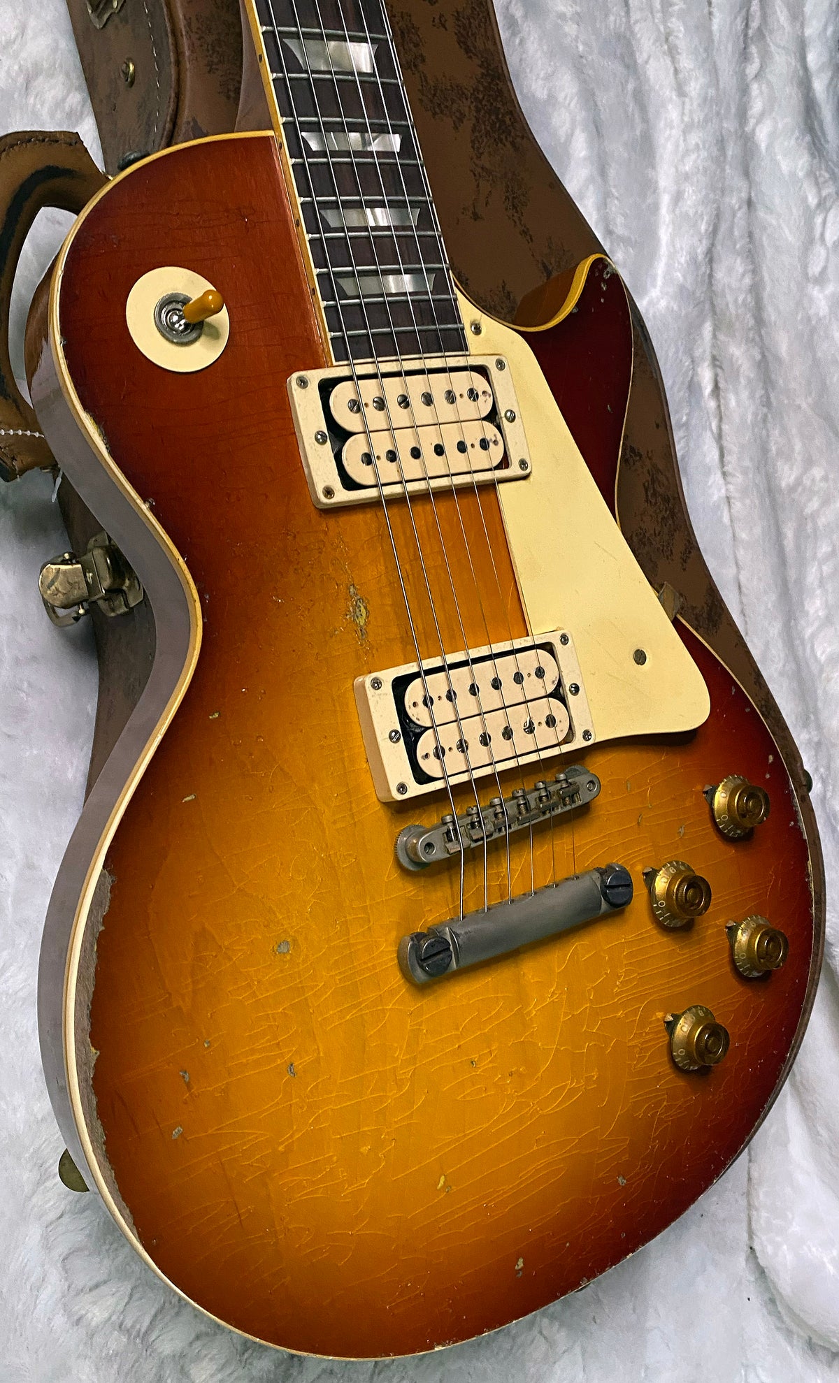 NEW! Gibson Custom 1957 Les Paul Standard Reissue - Refin Burst, Ultra Heavy Aged 2026 Limited Edition Collection - Only 8.3 lbs - IN-STOCK! - Authorized Dealer - G07679