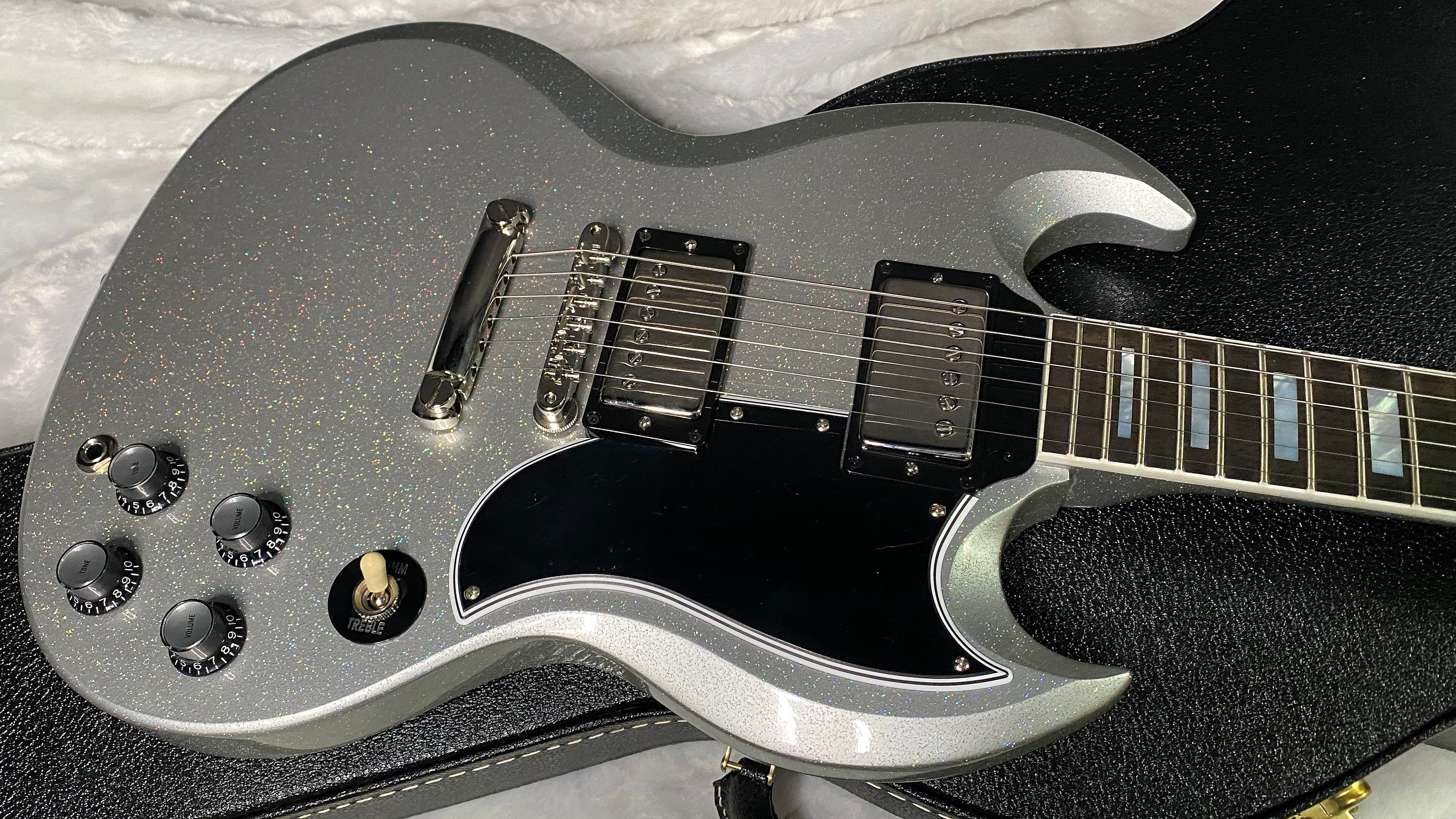 NEW! Gibson Custom SG Custom Electric Guitar - Radiant Sparkle - WOW! Just Incredible! 7lbs - Authorized Dealer - G07678