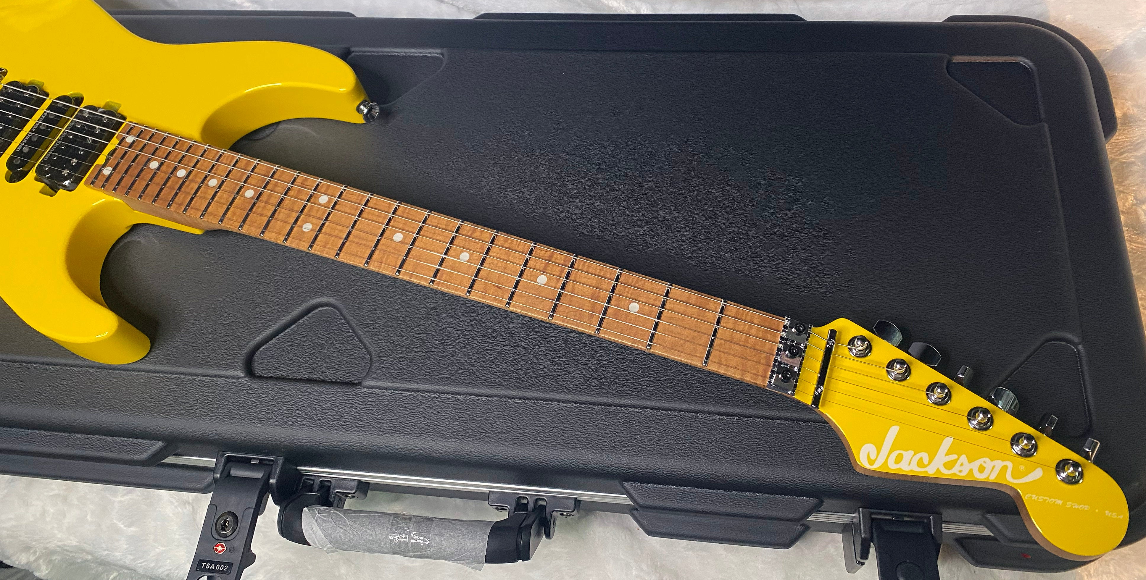NEW ! Jackson Custom Shop Dinky HSH - Roasted Maple Neck & Fretboard - DK - Graffiti Yellow - Authorized Dealer - 8.1 lbs - G06967