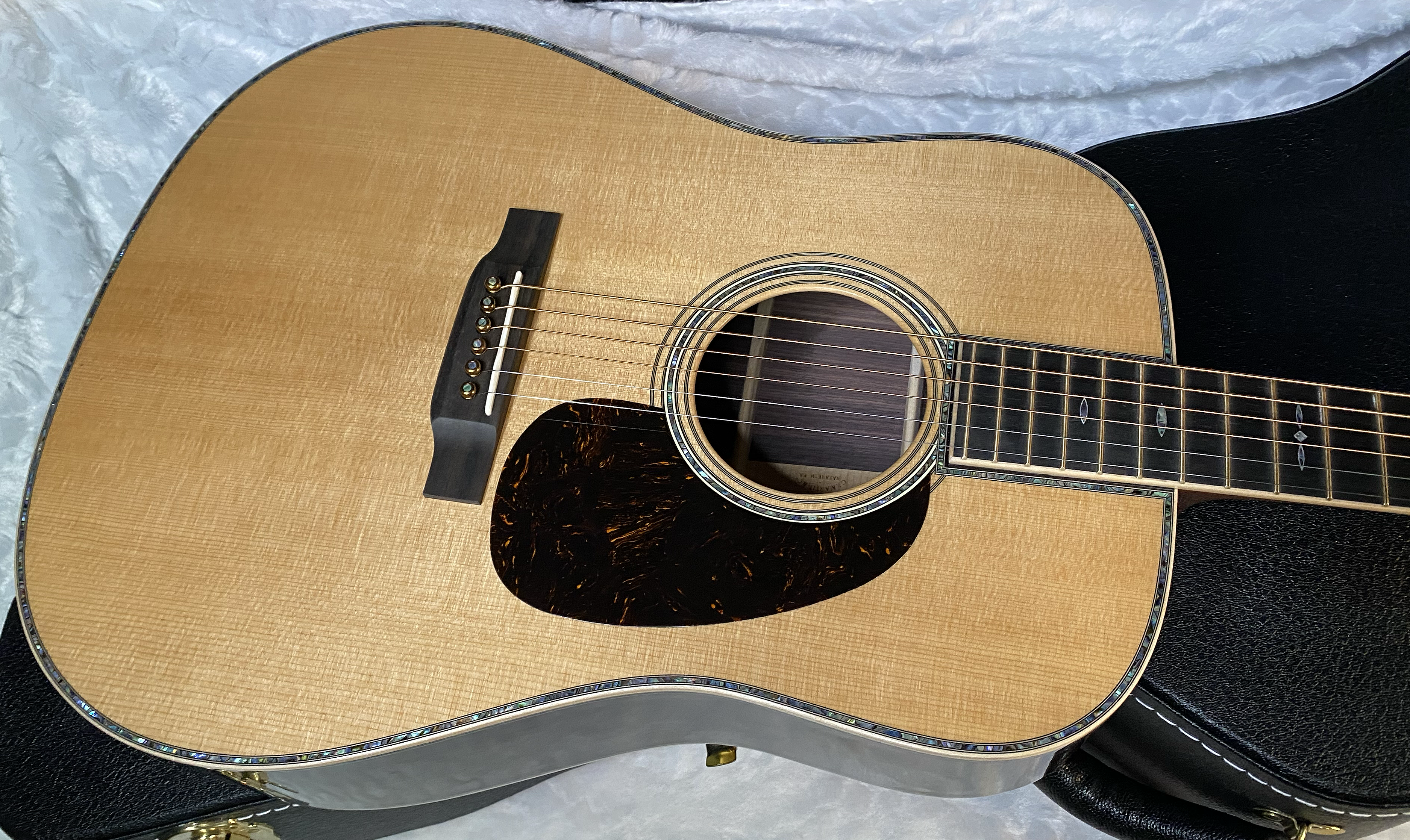 NEW! Martin D-45 Modern Deluxe - Acoustic Guitar - 4.3lbs - Authorized Dealer - G05509 - 10D45MODERNDELUXE