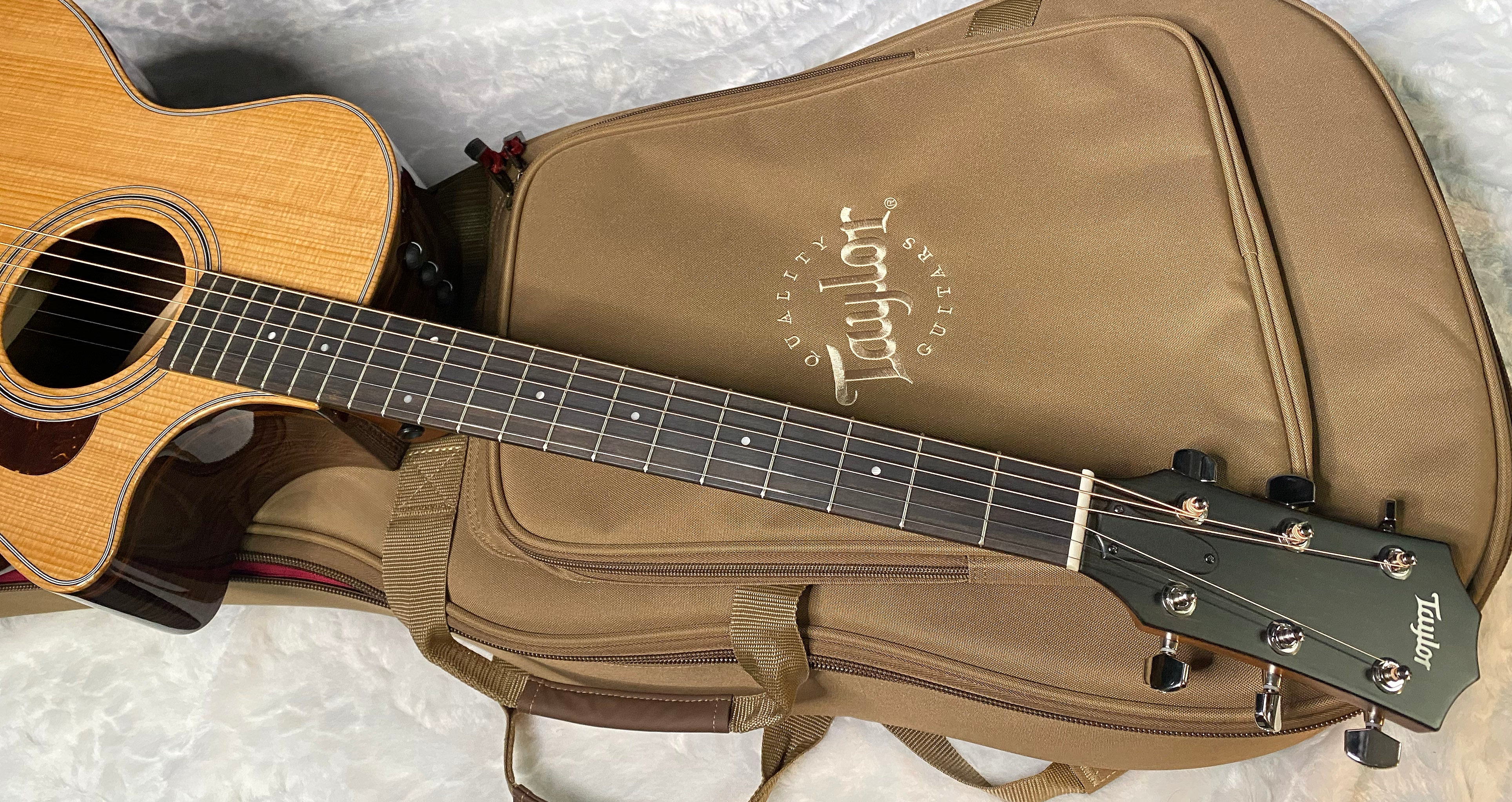 NEW! Taylor 414ce Studio Acoustic-Electric Guitar - Natural - 4.8lbs - Authorized Dealer - G06255