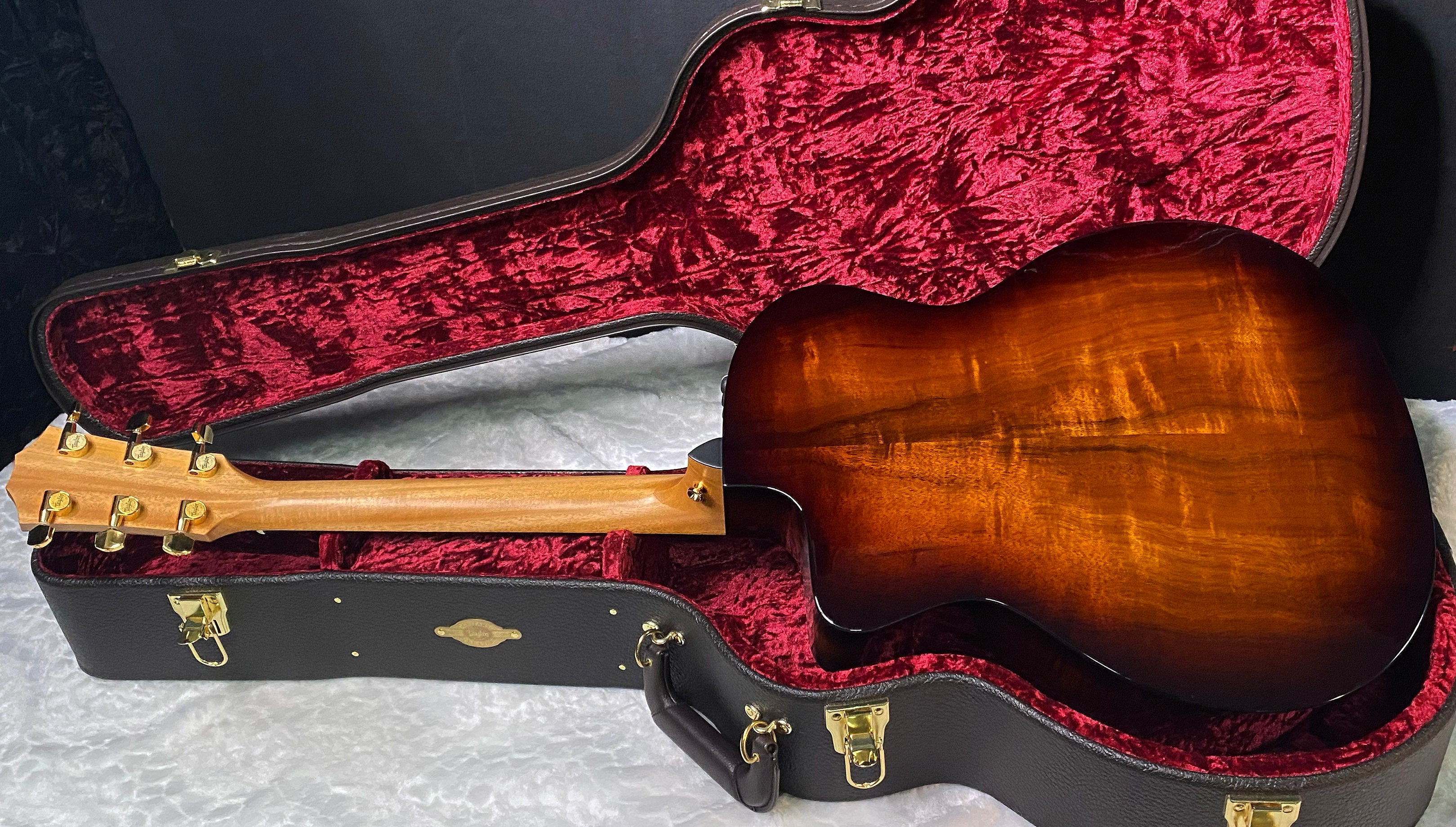 NEW! Taylor 224ce-K DLX Grand Auditorium Acoustic-Electric Guitar - Tobacco - 4.9lbs - Authorized Dealer - G06266