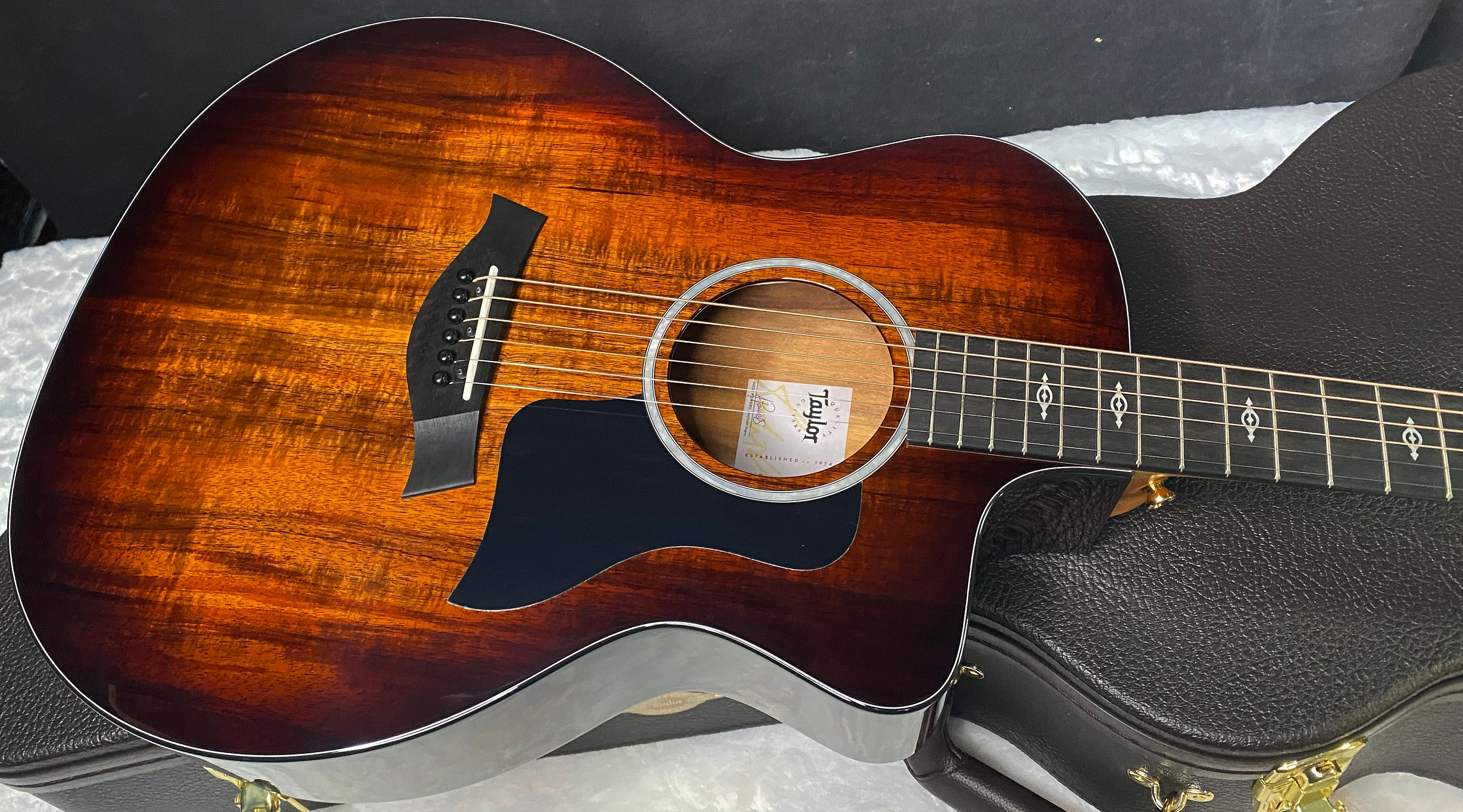 NEW! Taylor 224ce-K DLX Grand Auditorium Acoustic-Electric Guitar - Tobacco - 4.9lbs - Authorized Dealer - G06243