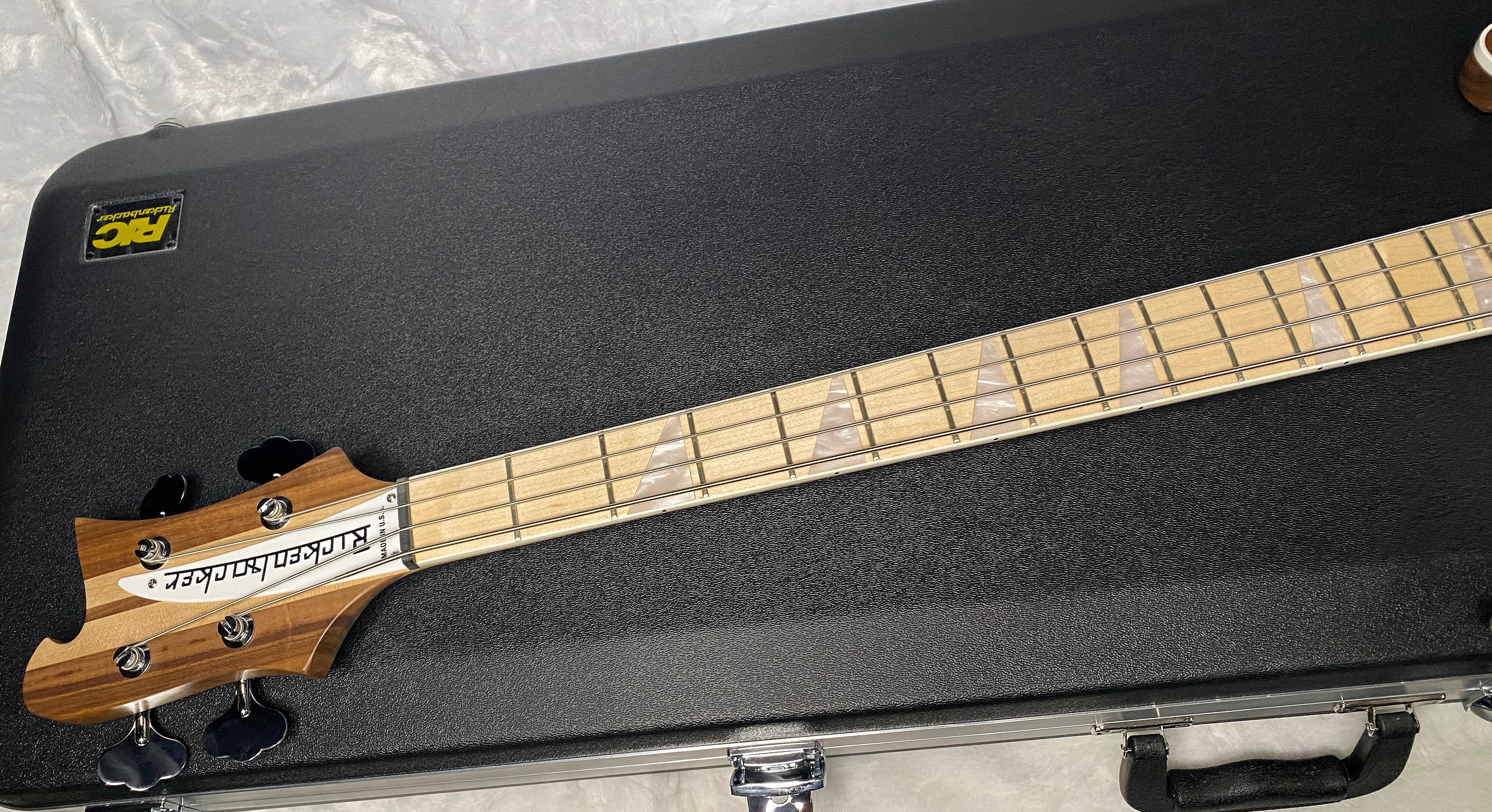 NEW! Rickenbacker 4003 W Walnut - 4-String Bass - Authorized Dealer - 8.5 lbs - G06986