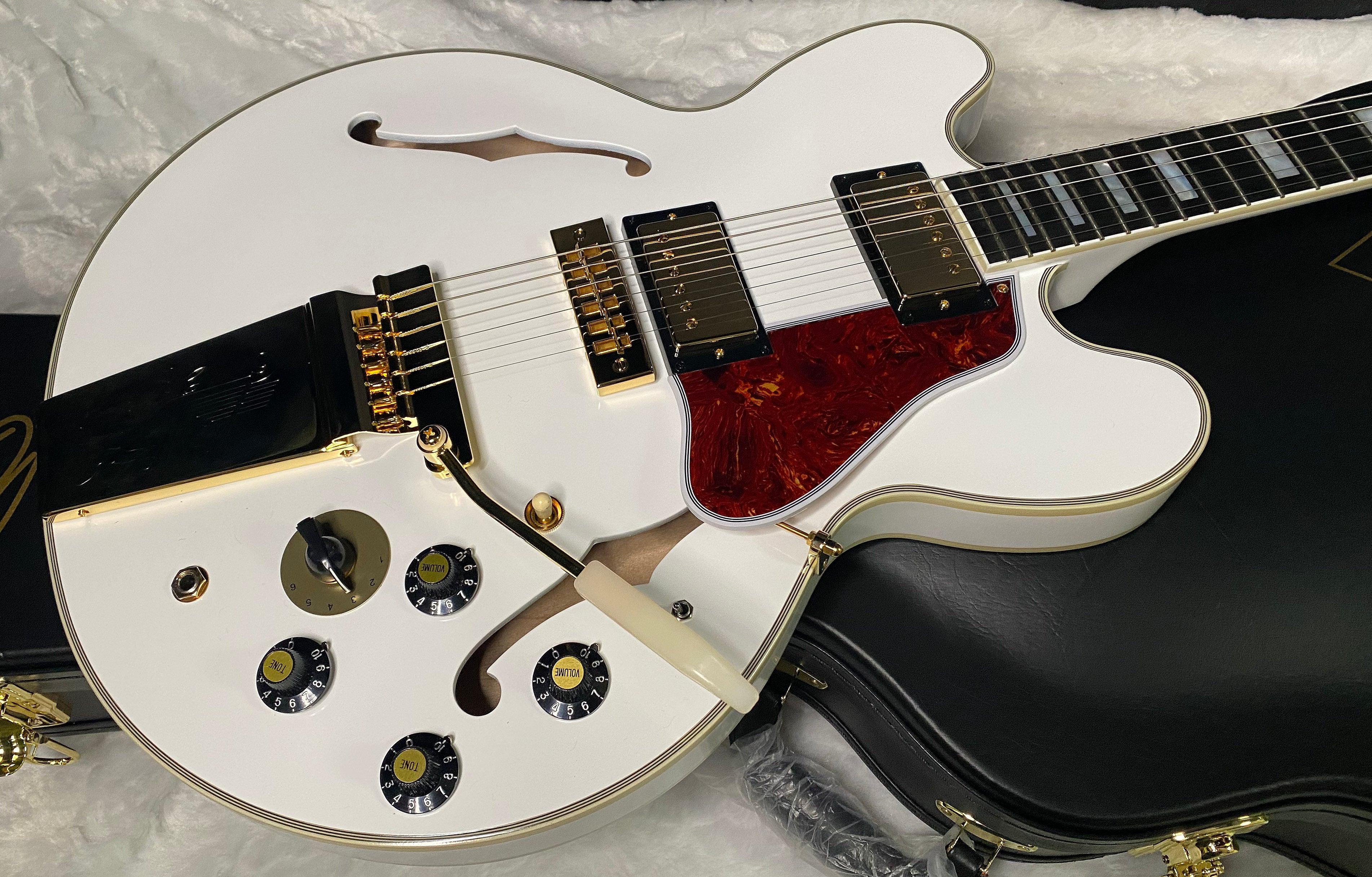NEW ! Epiphone Inspired by Gibson Custom Alex Lifeson 1976 ES-355 Reissue Electric Guitar - Alpine White - Authorized Dealer - IN-STOCK!