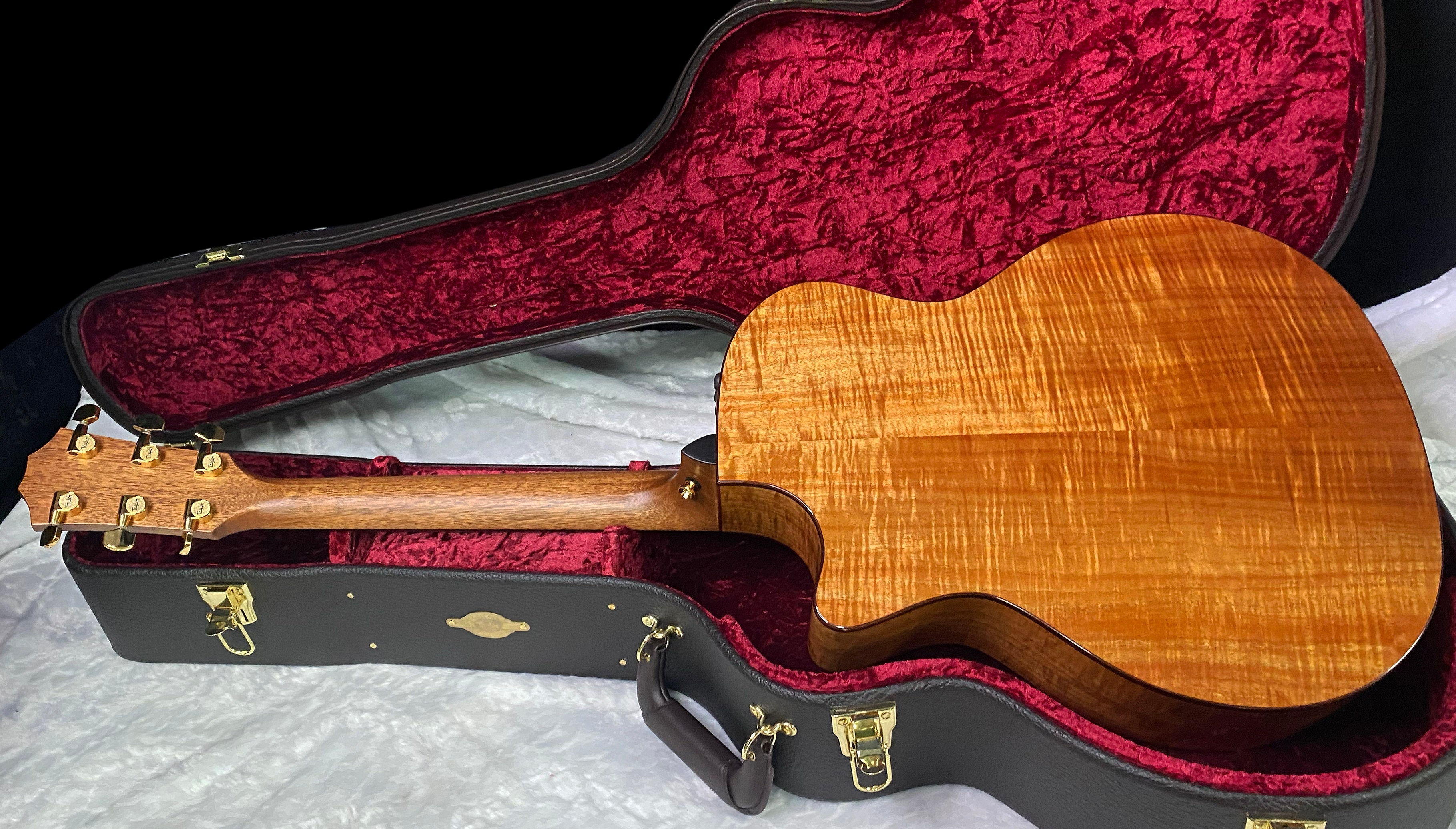 NEW! Taylor Custom 724ce Acoustic-Electric Guitar - Natural Gloss - AAAAA Hand Picked Koa - 4.5lbs - WOW! Authorized Dealer - G07694