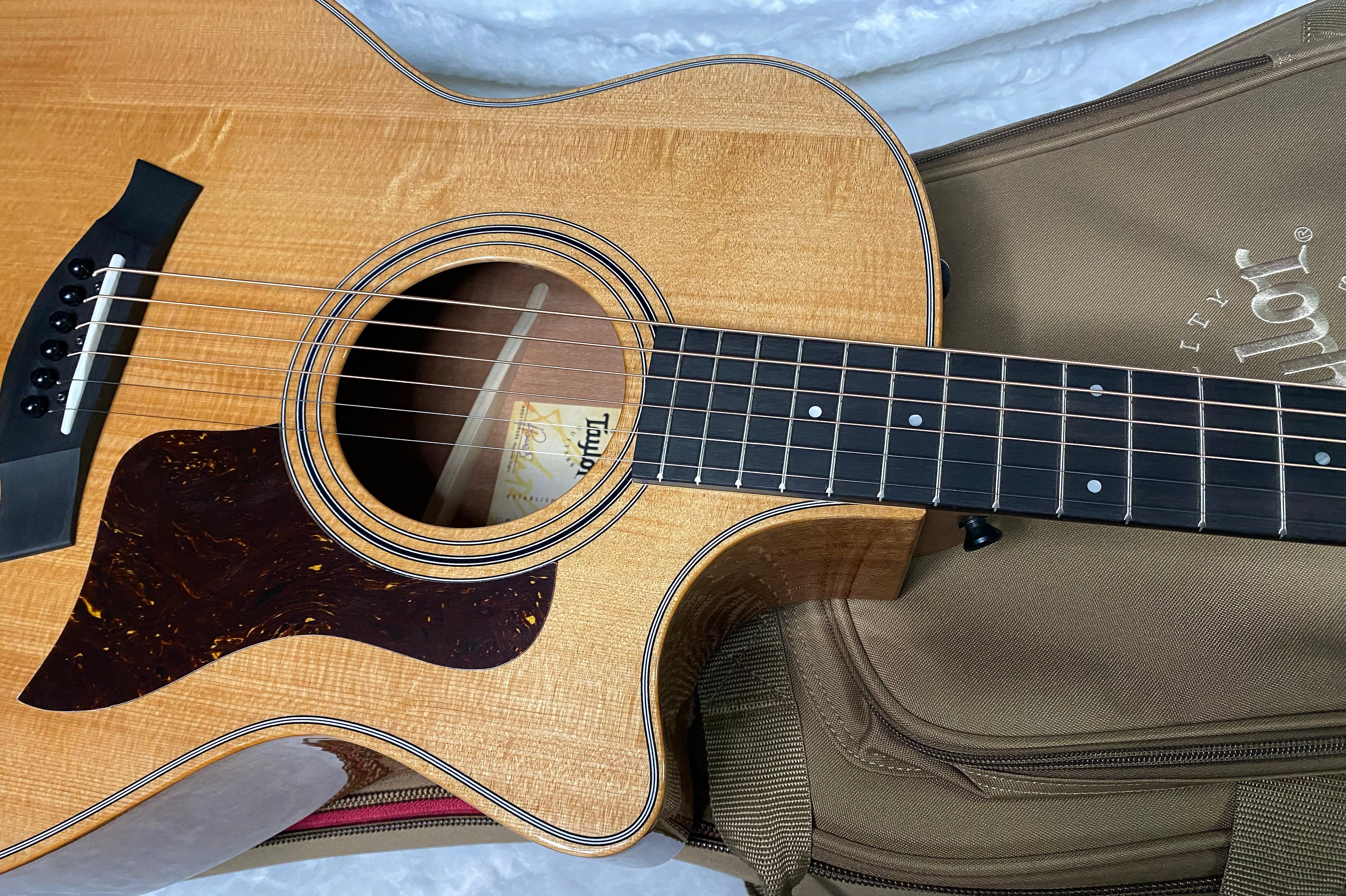 NEW! Taylor 314ce Studio Acoustic-Electric Guitar - Natural - Authorized Dealer - 4.55lbs - G06245