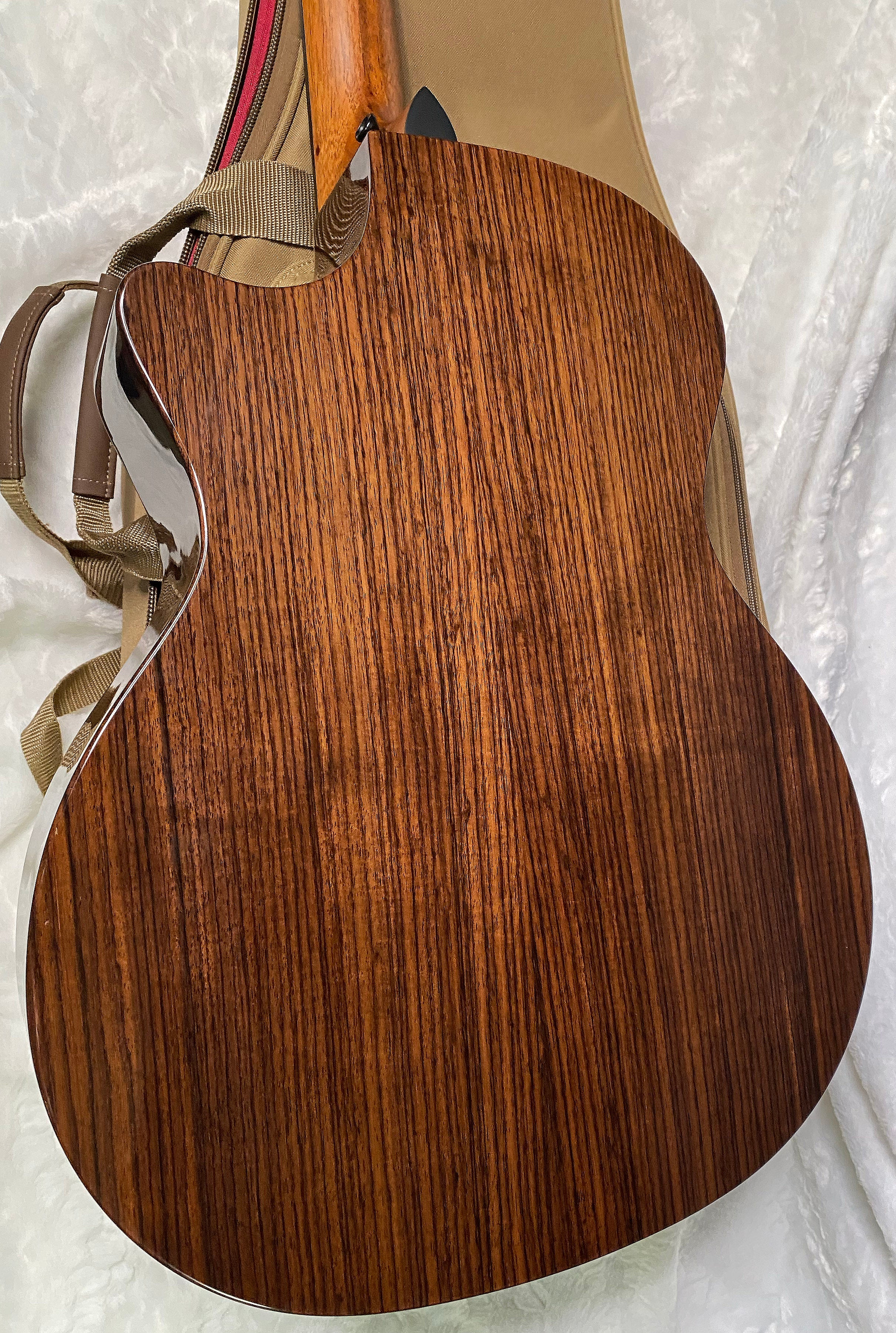 NEW! Taylor 414ce Studio Acoustic-Electric Guitar - Shaded Edgeburst - 4.8lbs - Authorized Dealer - G06281