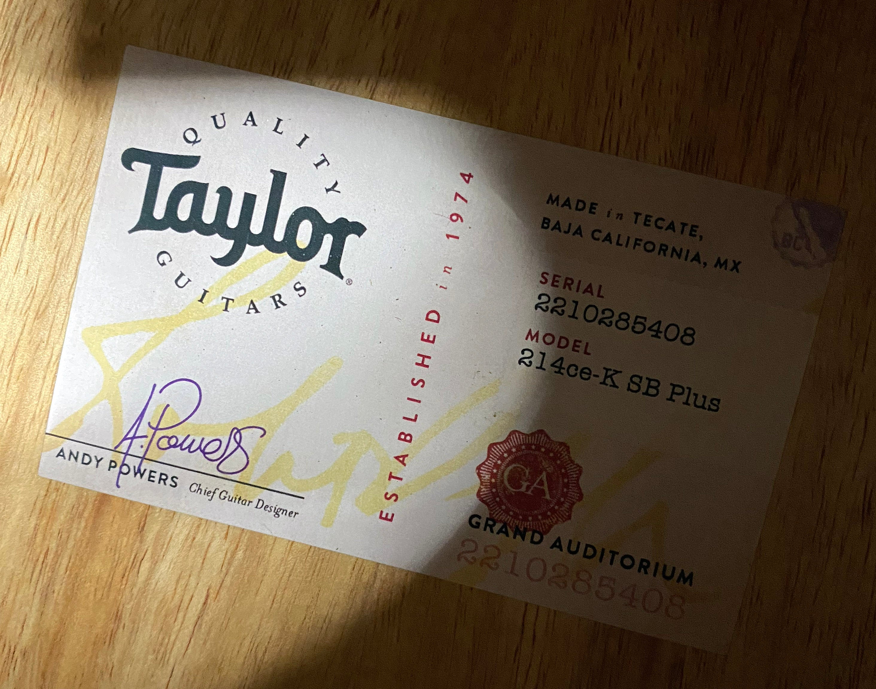 Taylor 214ce-K SB Plus Acoustic-electric Guitar - Shaded Edgeburst Finish - 4.8lbs - Authorized Dealer - G06263