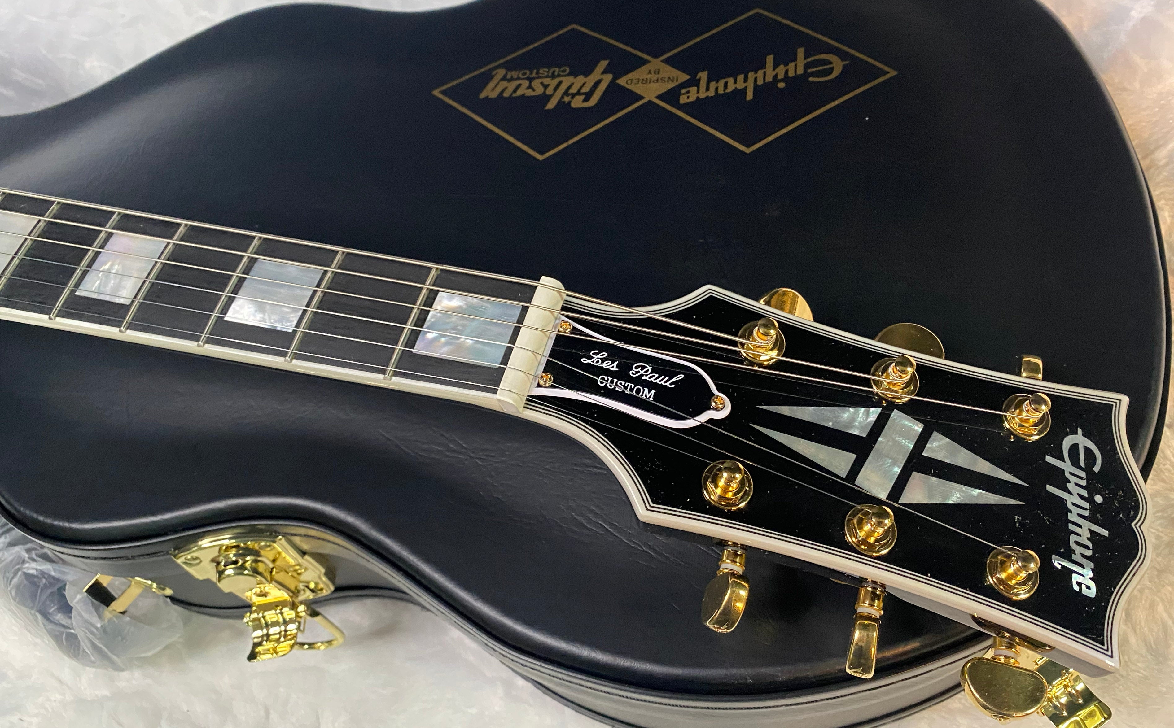 NEW ! Epiphone Les Paul Custom Inspired by Gibson Electric Guitar - Flame Top - Only 10.1 lbs - Authorized Dealer - G06994