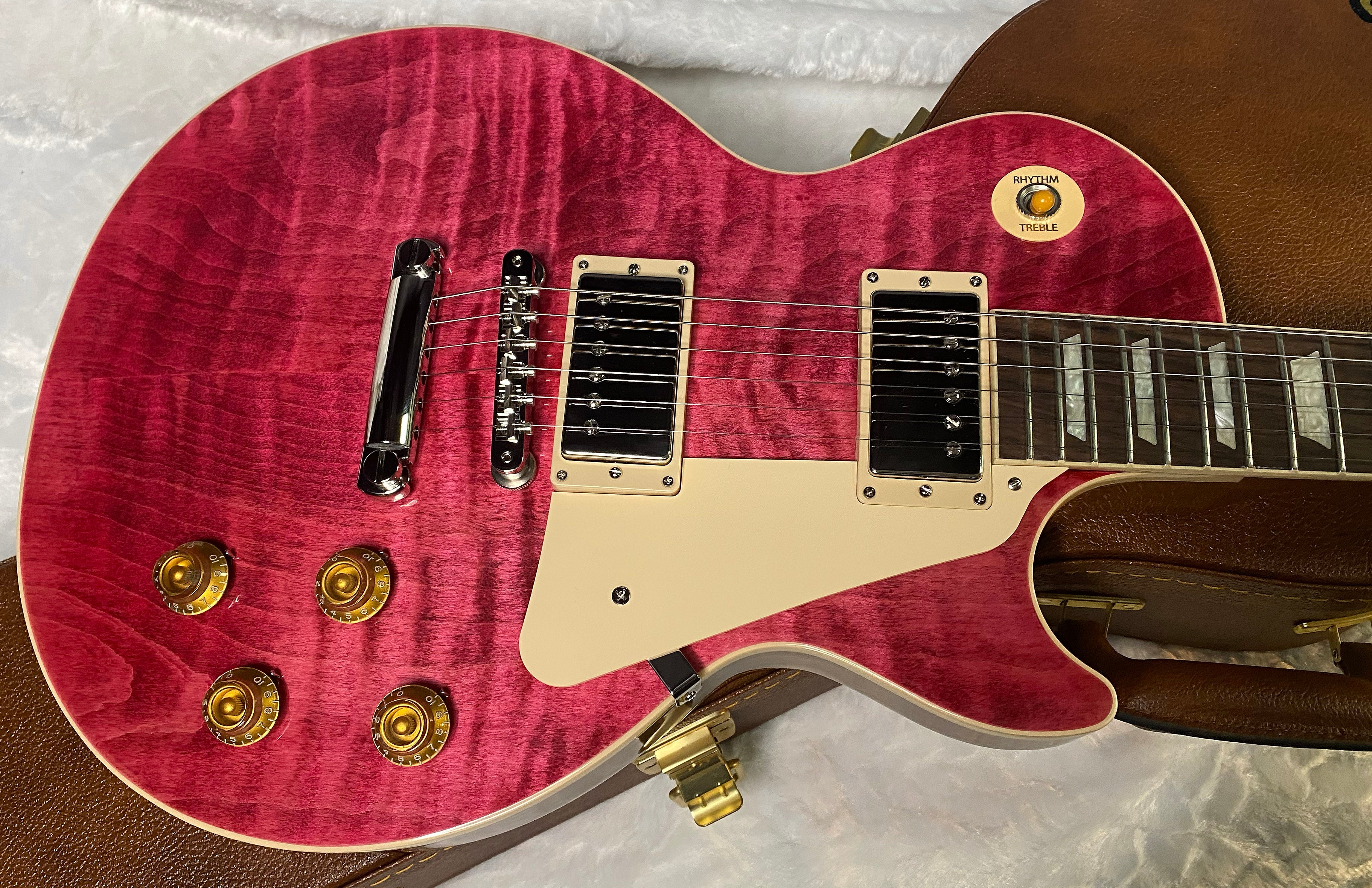NEW! ! Gibson Les Paul 50's Standard - Translucent Fuchsia - Monster Flame Maple Top - Authorized Dealer - Only 9.2 lbs - G06322