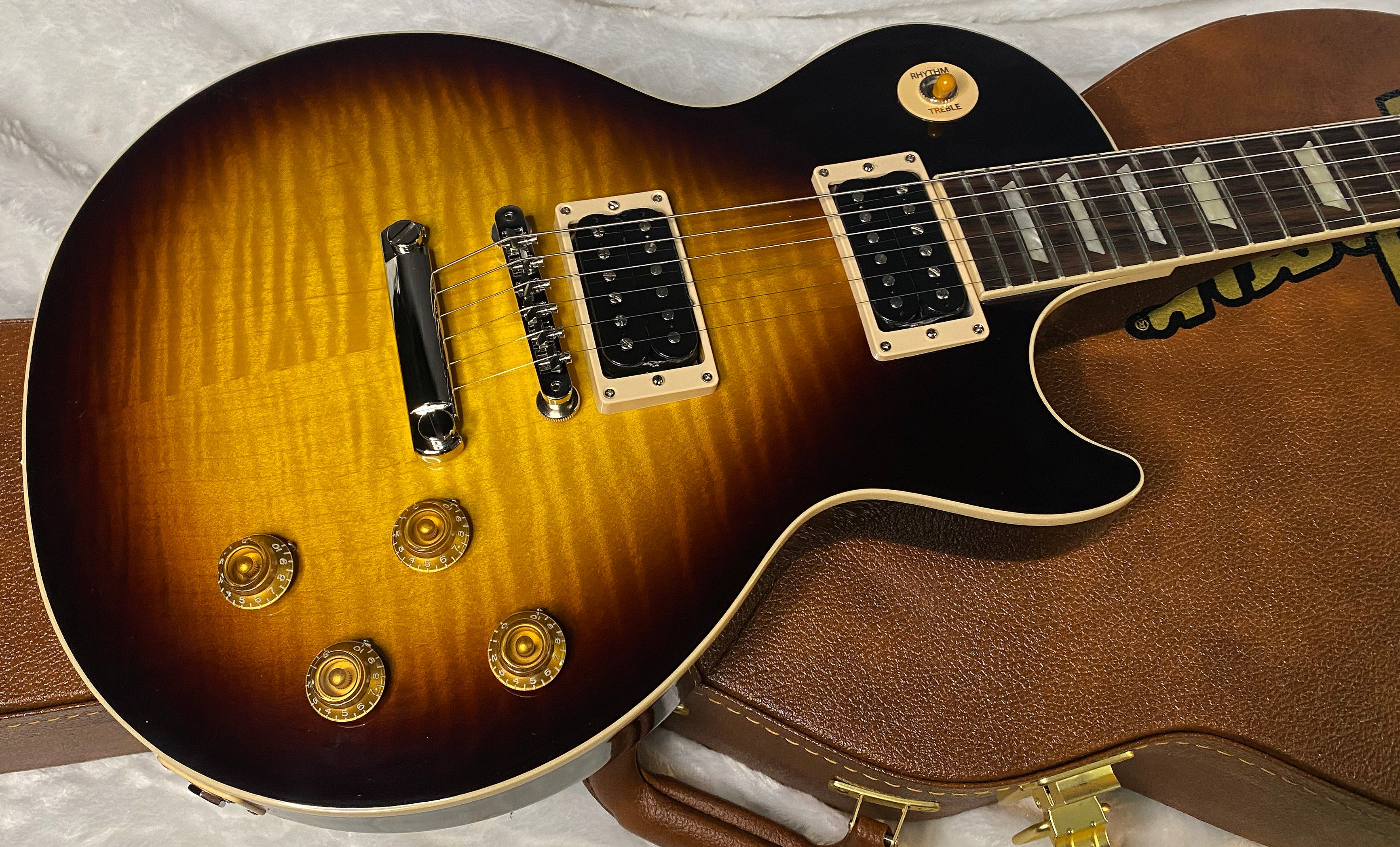 NEW ! Gibson Slash Les Paul Standard - November Burst - Only 8.4 lbs - Authorized Dealer - G066316