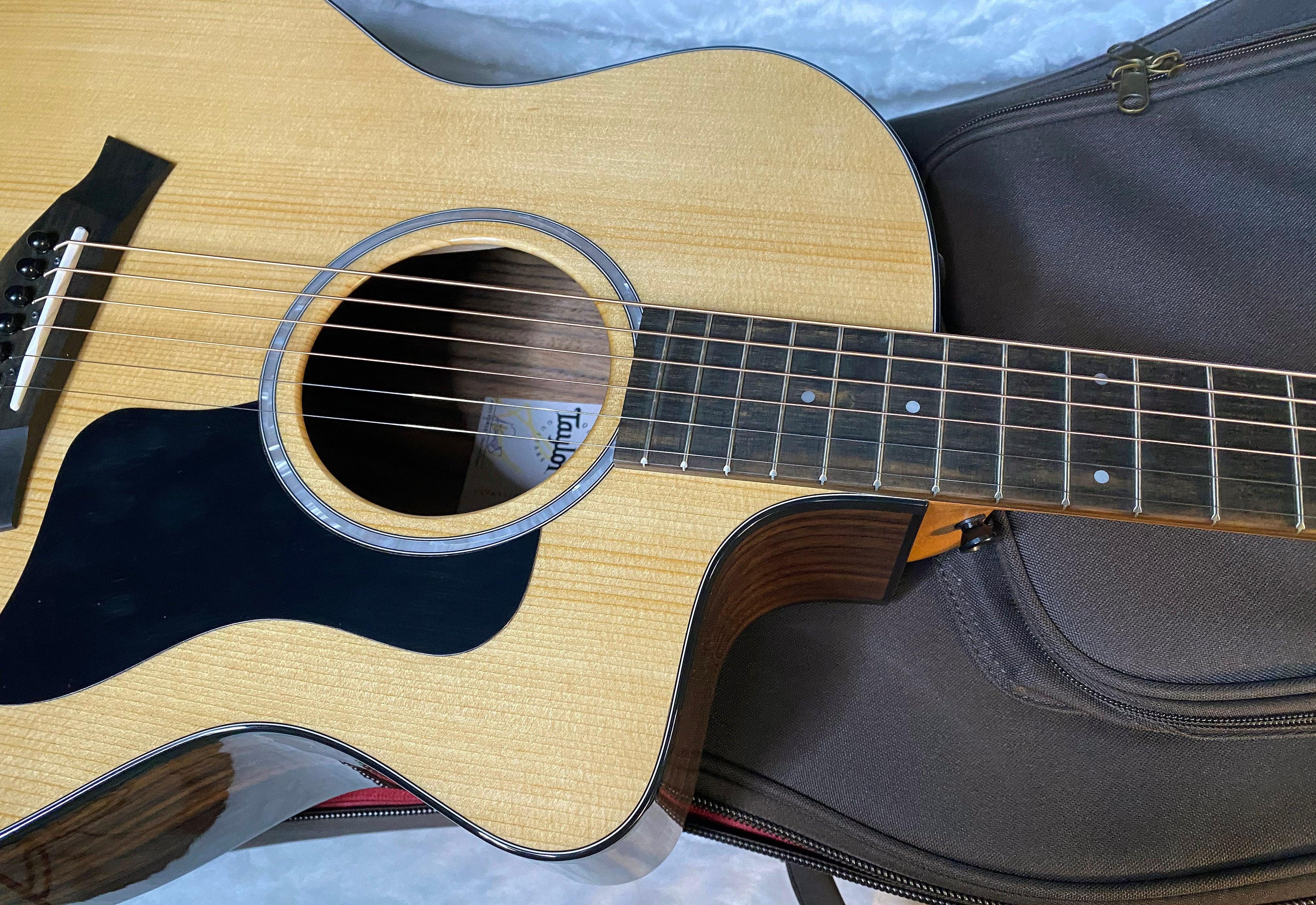 MINT 2025 Taylor 214ce Plus Grand Auditorium Acoustic-Electric Guitar Natural Finish - 4.9lbs - Authorized Dealer - G05573