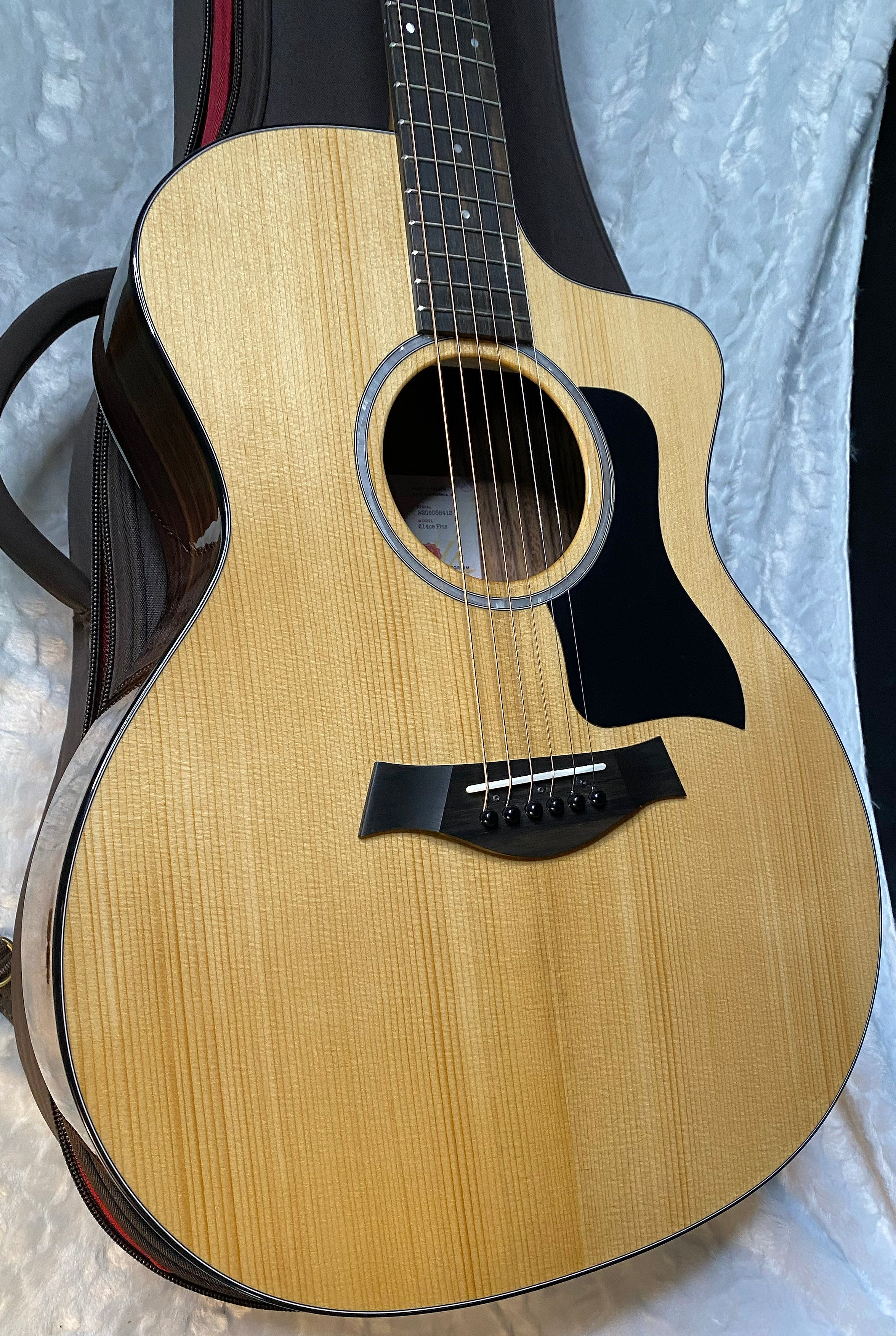 MINT 2025 Taylor 214ce Plus Grand Auditorium Acoustic-Electric Guitar Natural Finish - 4.9lbs - Authorized Dealer - G05573