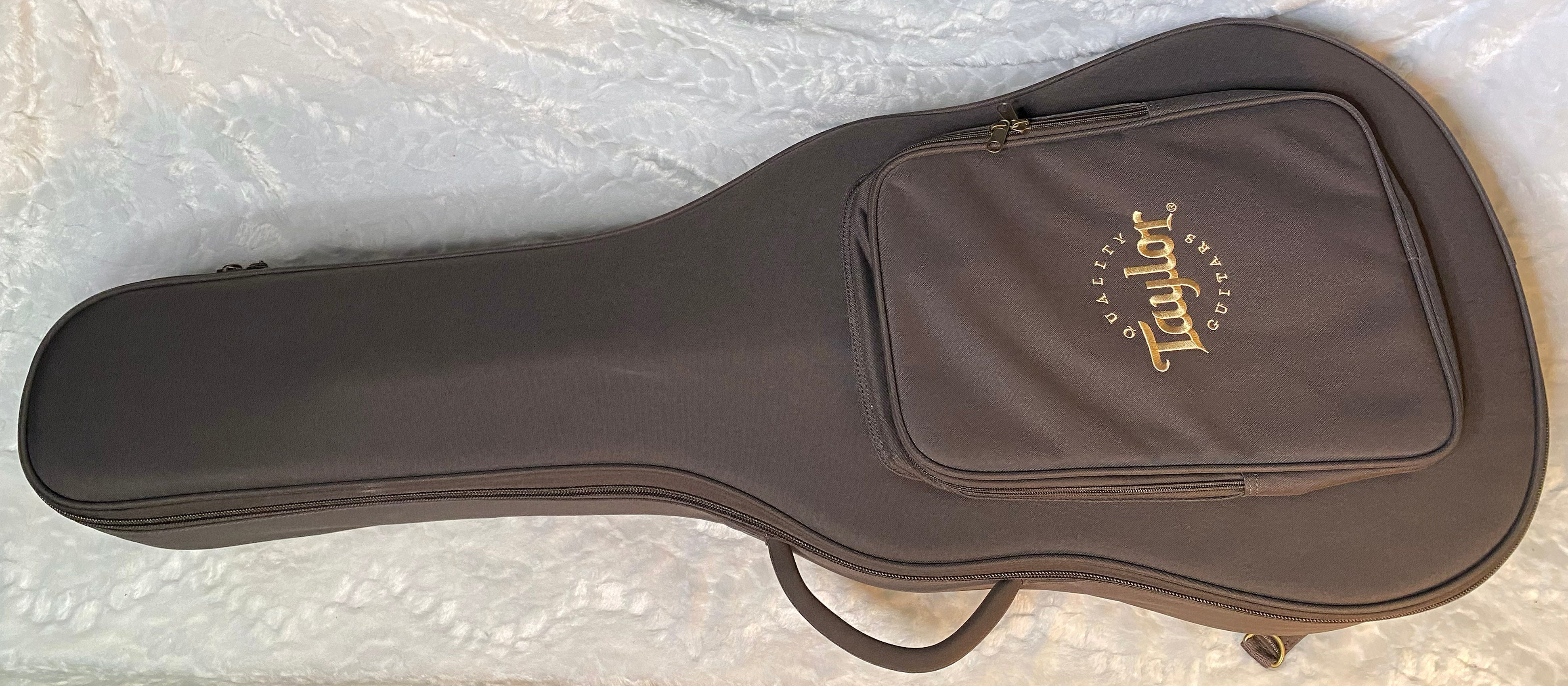 MINT 2025 Taylor 214ce Plus Grand Auditorium Acoustic-Electric Guitar Natural Finish - 4.9lbs - Authorized Dealer - G05573