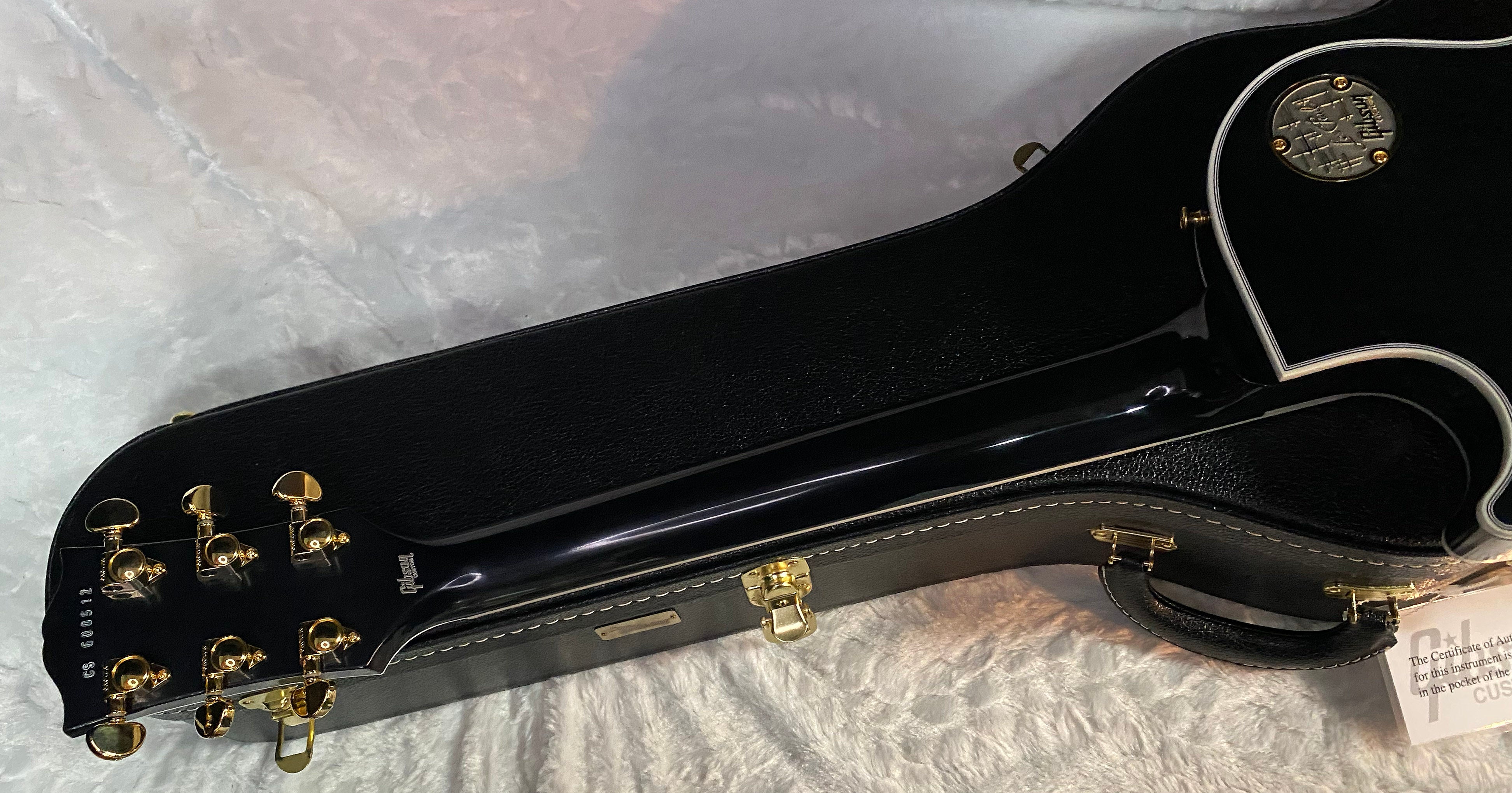 NEW! Gibson Les Paul Custom - Dealer Select - P90 Pick-Ups - VOS Ebony Finish - Custom Shop M2M - Authorized Dealer - 9.7 lbs - G07008