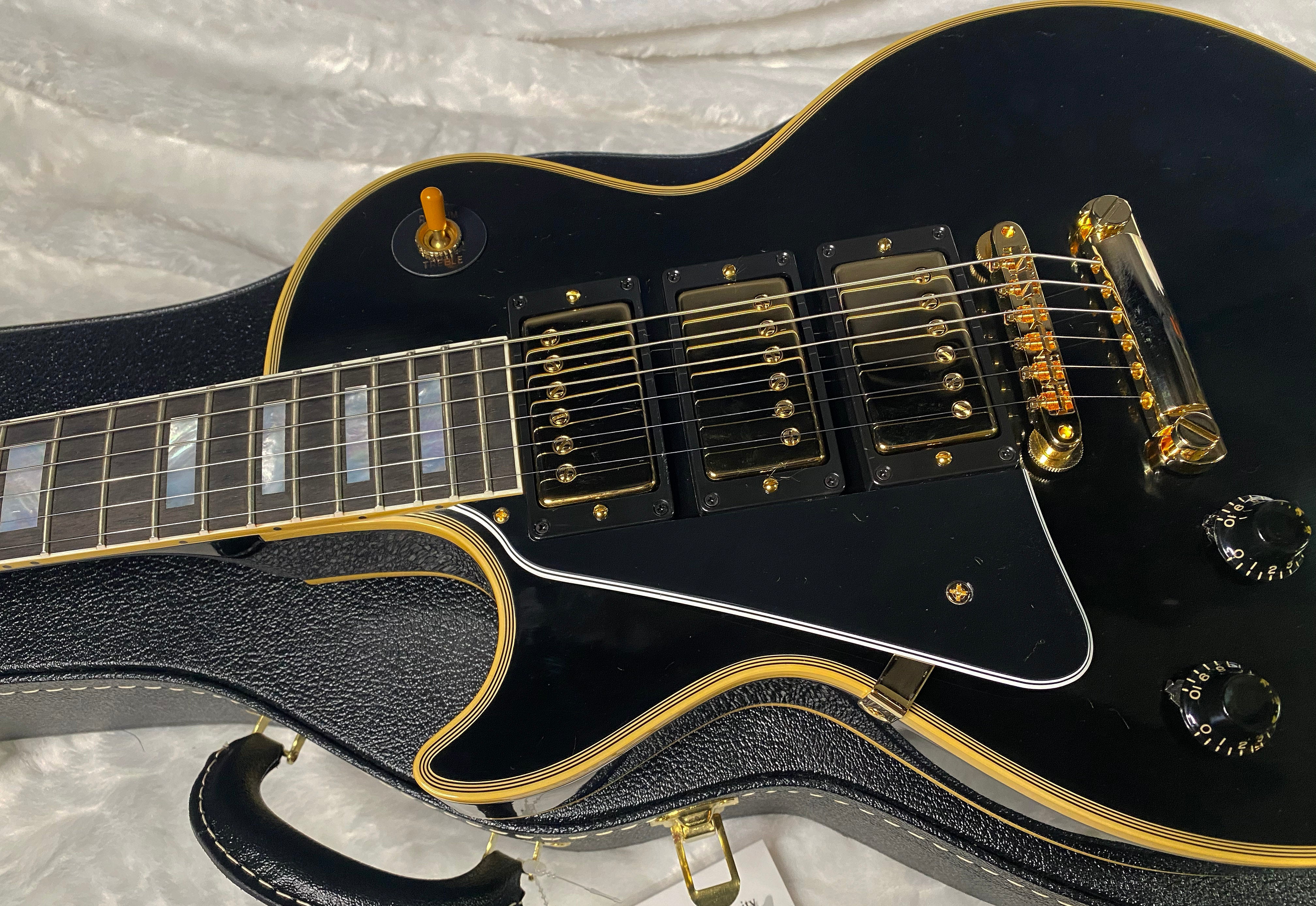 NEW! Gibson Custom Shop Historic 3-Pickup '57 Les Paul Custom Black Beauty - Left Handed - Ebony VOS - Authorized Dealer - 9.9lbs - G06338