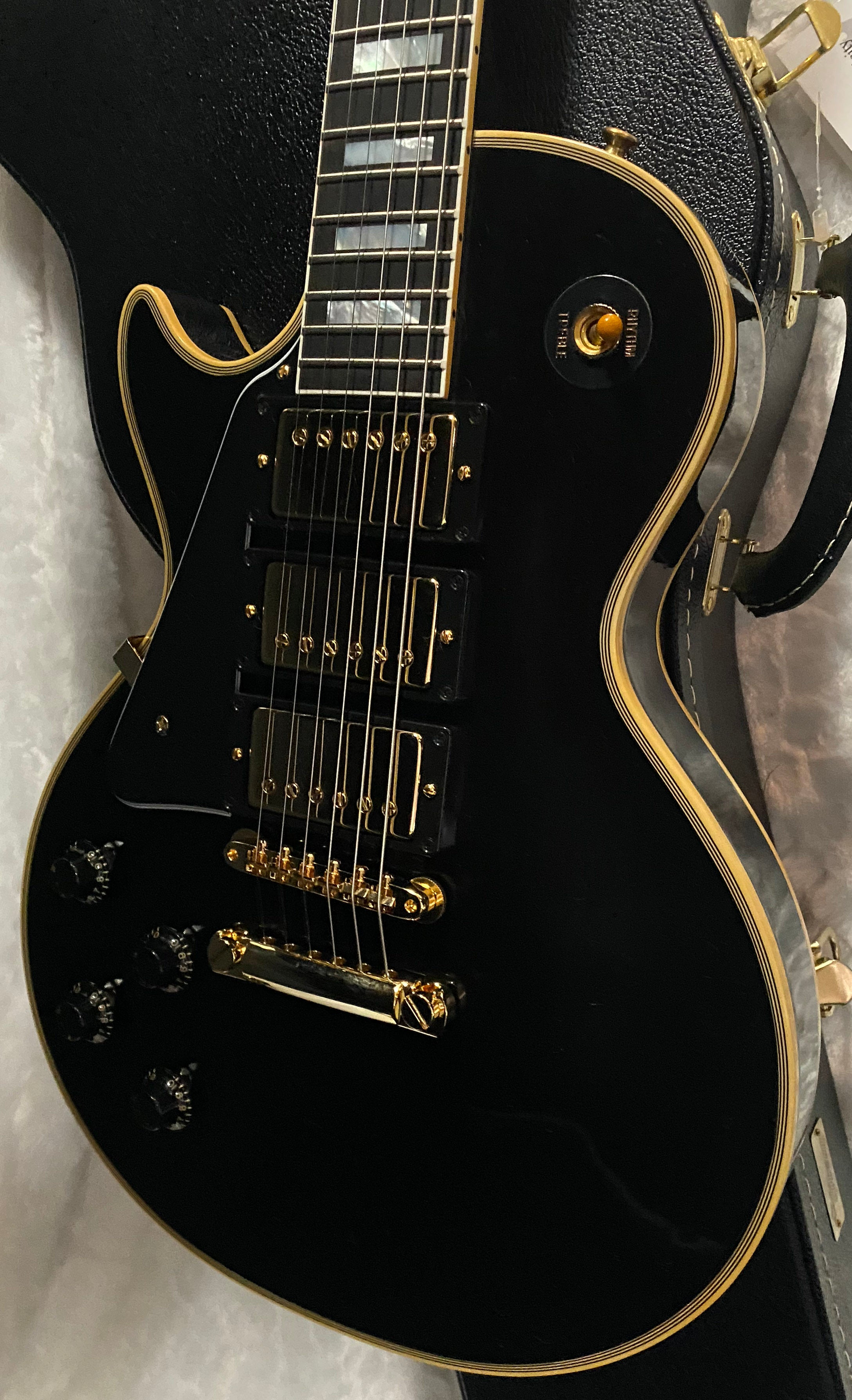 NEW! Gibson Custom Shop Historic 3-Pickup '57 Les Paul Custom Black Beauty - Left Handed - Ebony VOS - Authorized Dealer - 9.9lbs - G06338