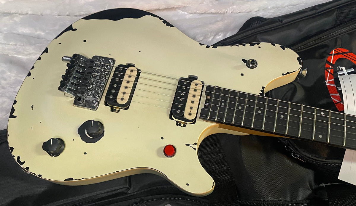 NEW ! EVH Limited Edition Wolfgang Special Striped Series, Ebony Fingerboard, Distressed Ivory - 7lbs - Authorized Dealer - G07652