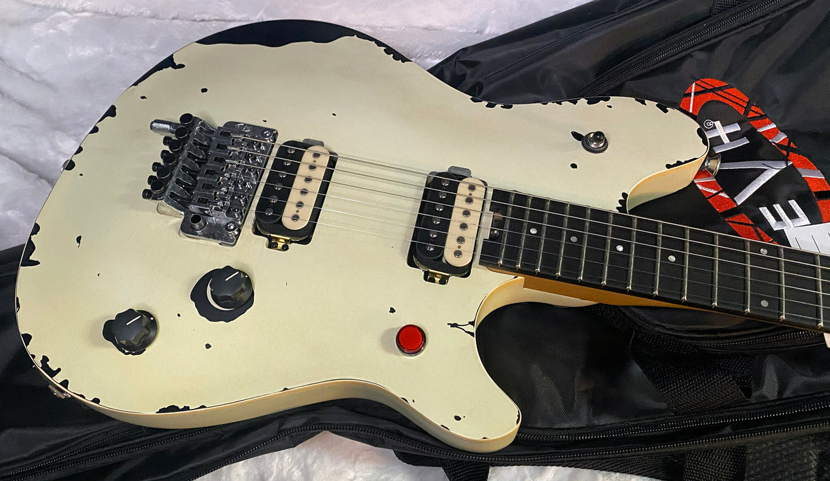 NEW ! EVH Limited Edition Wolfgang Special Striped Series, Ebony Fingerboard, Distressed Ivory - 7lbs - Authorized Dealer - G07651