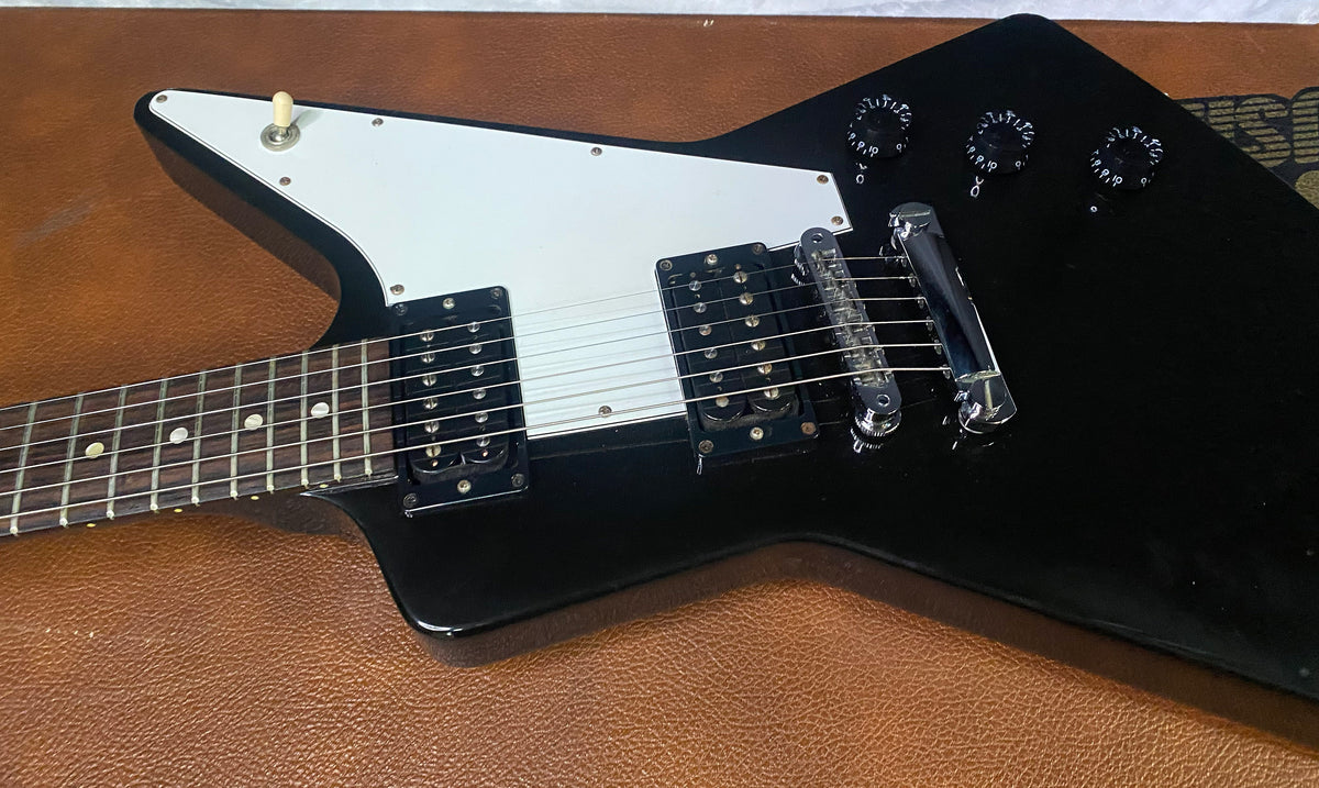 2010 Gibson USA Explorer - Ebony Finish - Authorized Dealer - Only 8lbs - Original Gibson USA Hardshell Case