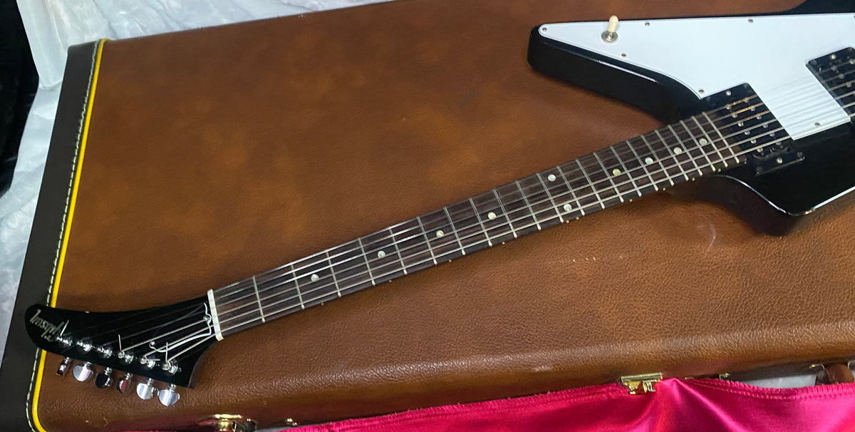 2010 Gibson USA Explorer - Ebony Finish - Authorized Dealer - Only 8lbs - Original Gibson USA Hardshell Case