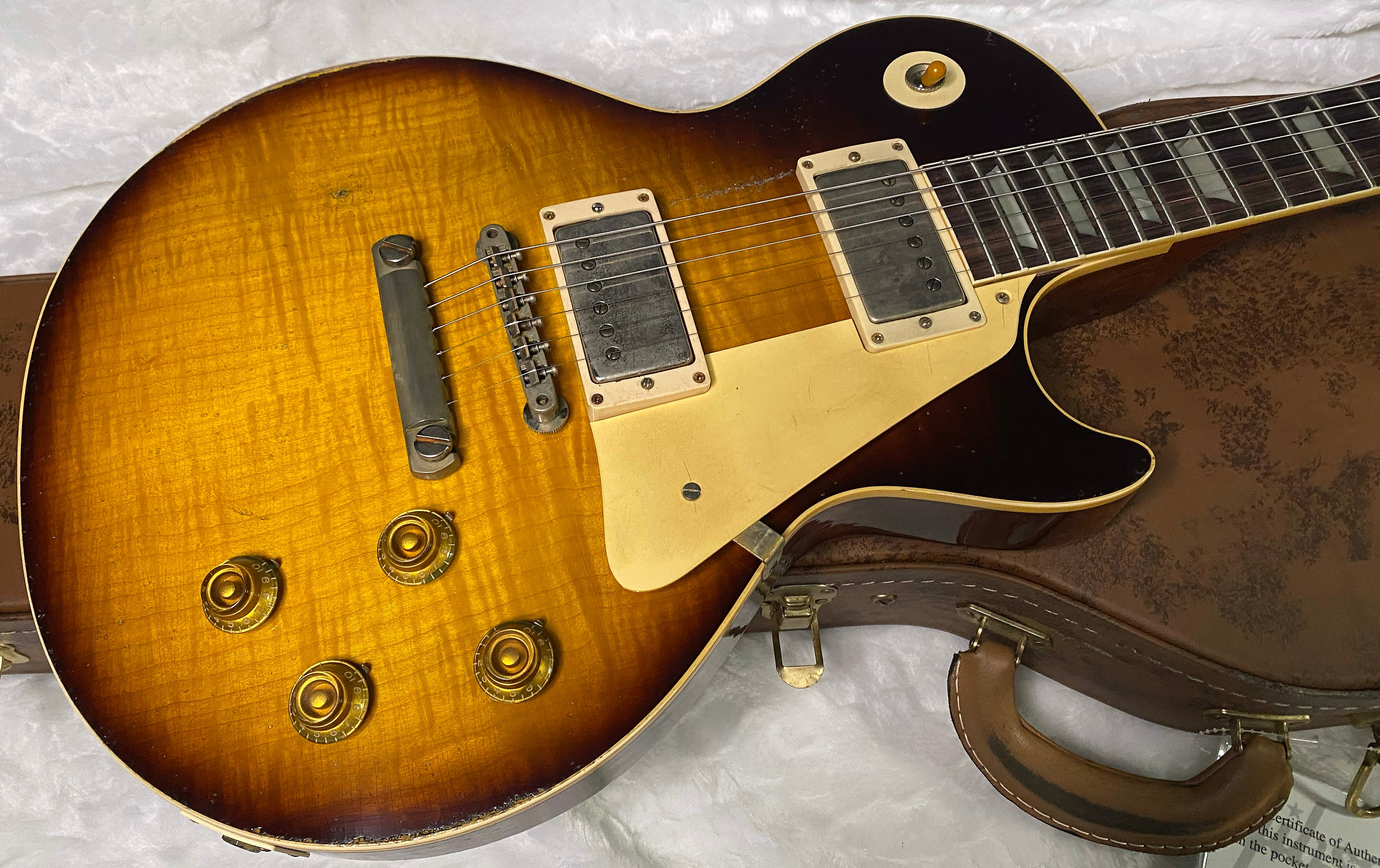 NEW! Gibson Custom 1959 Les Paul Standard Resissue Electric Guitar - Beauty of the Burst #58, Heavy Aged - Authorized Dealer - 8.55lbs - G06329