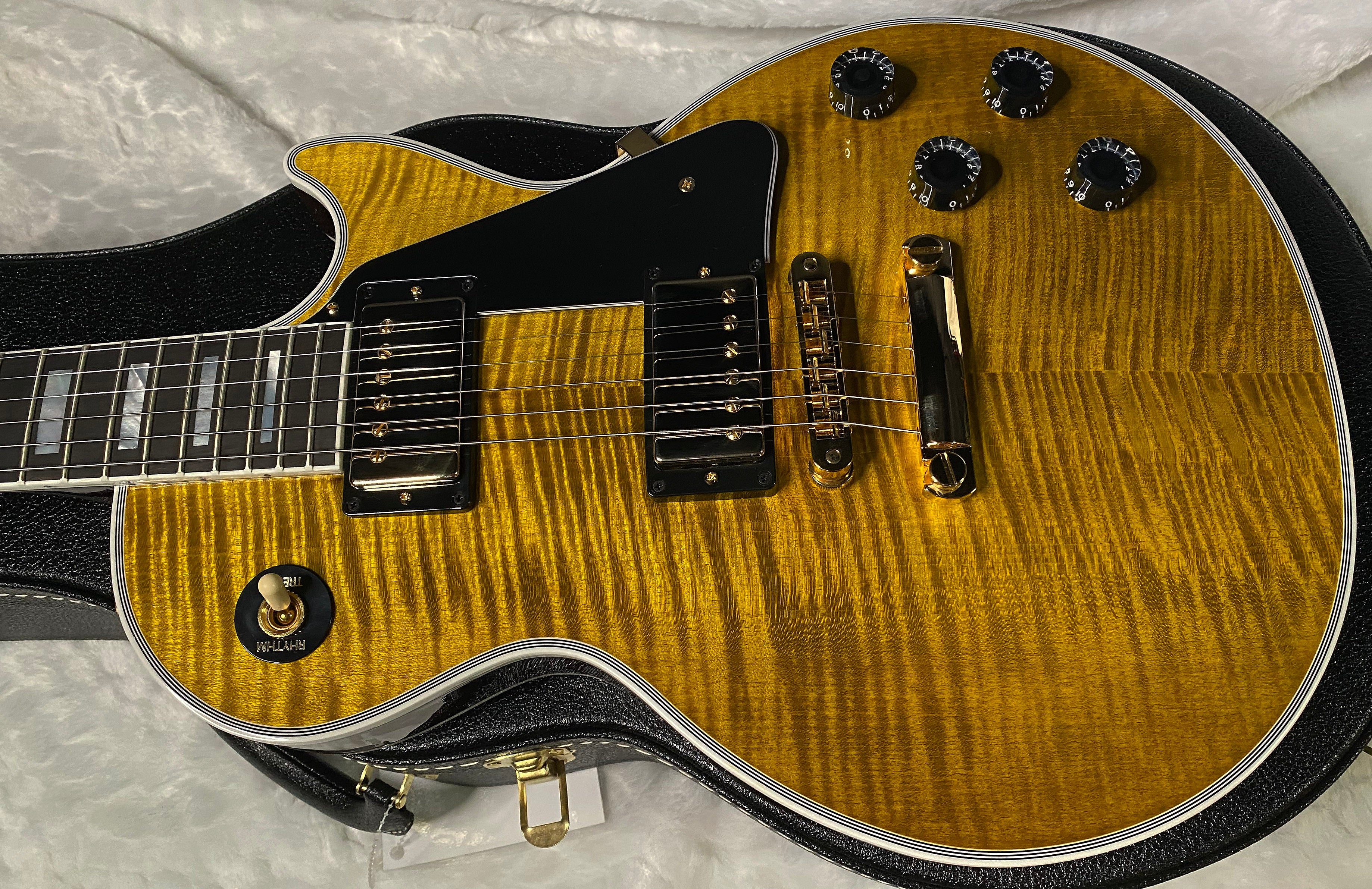 NEW! Gibson Dealer Select Custom Shop Les Paul Custom AAA Figured Flame Top - Green Tiger - Authorized Dealer - WOW! 8.4 lbs - G06343