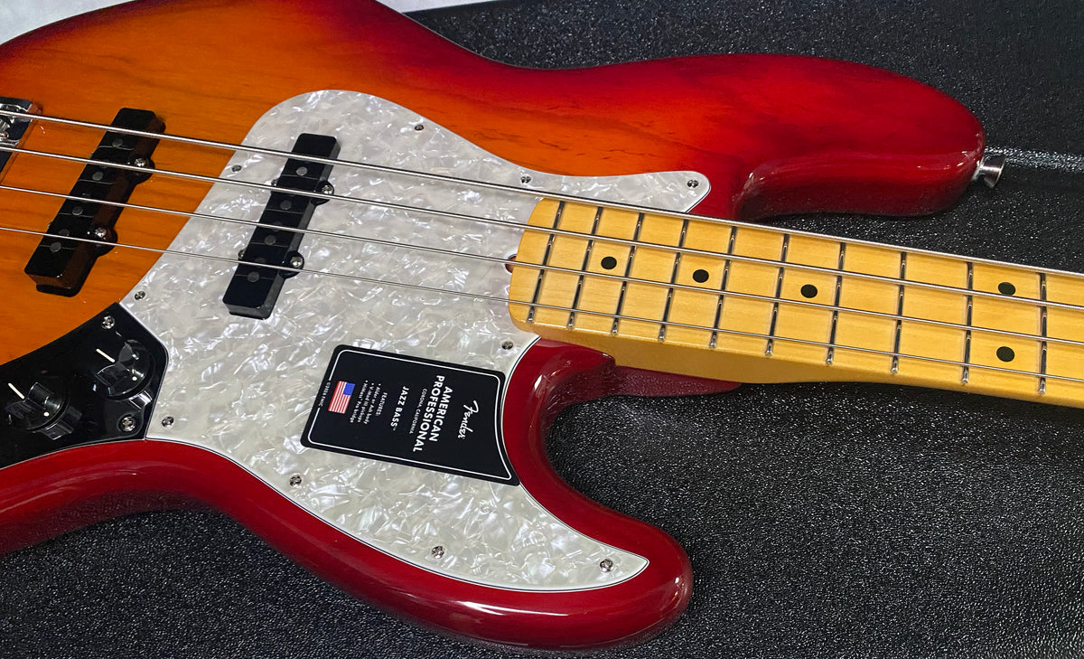 NEW ! Fender American Professional Jazz Bass Maple Fingerboard - Ash Body - Aged Cherry Burst - Authorized Dealer - In-Stock! G07754