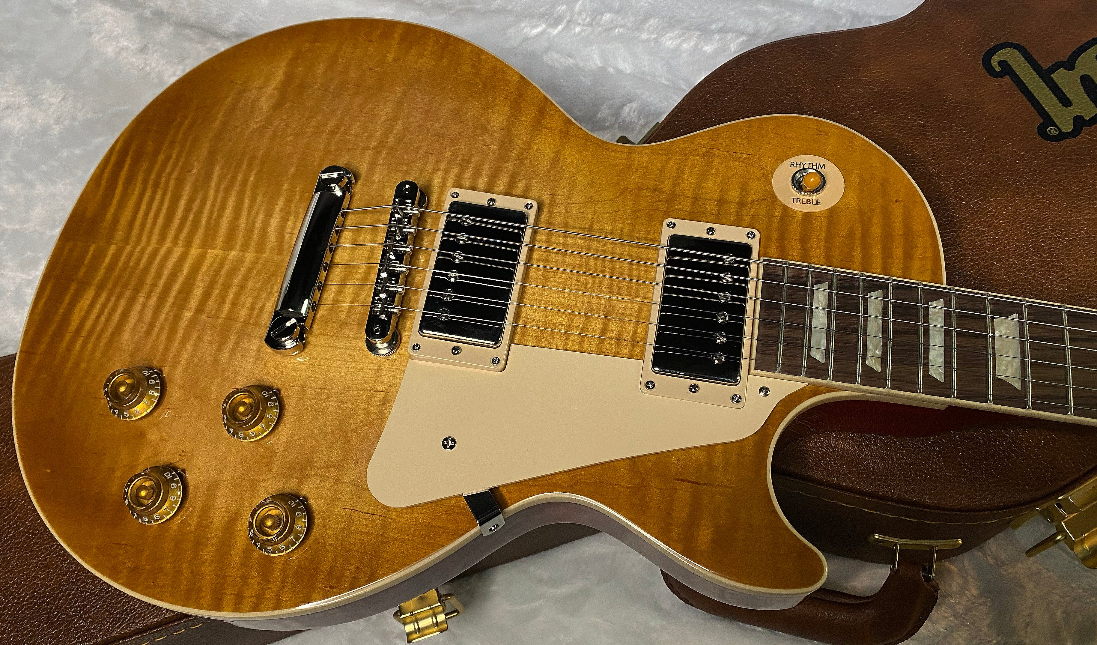 NEW! ! Gibson Les Paul 50's Standard - Custom Shop Dirty Lemon Finish - Beautiful Flame Top - Limited Edition - Authorized Dealer - 9.2 lbs - G06364