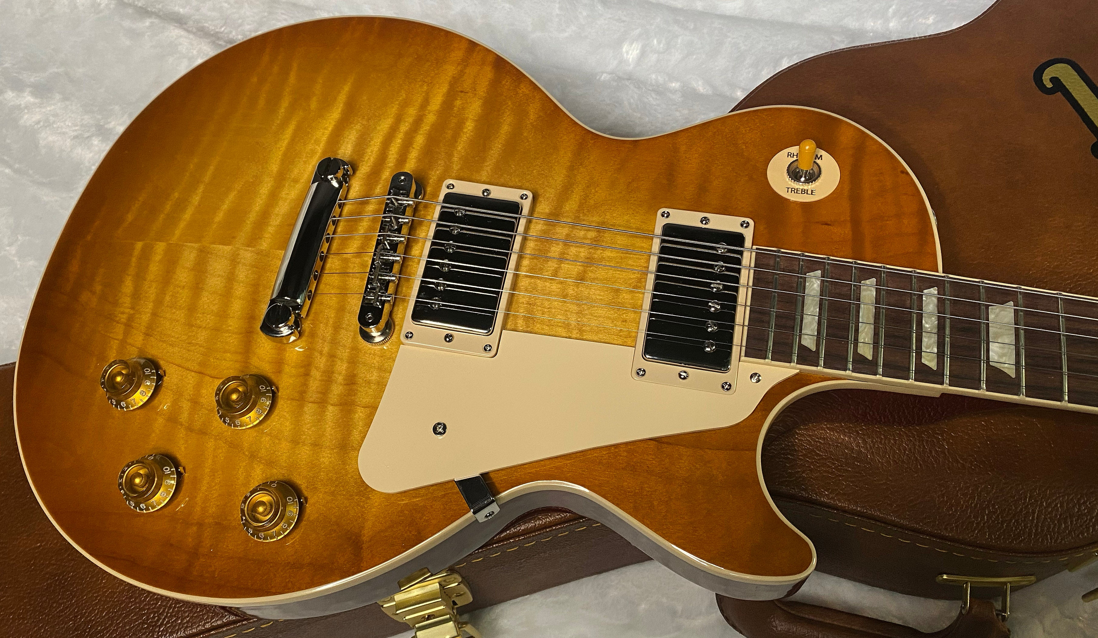 NEW! ! Gibson Les Paul 50's Standard - Custom Shop Dirty Lemon Finish - Beautiful Quilt / Flame Top - Limited Edition - Authorized Dealer - Only 8.35 lbs - G06360