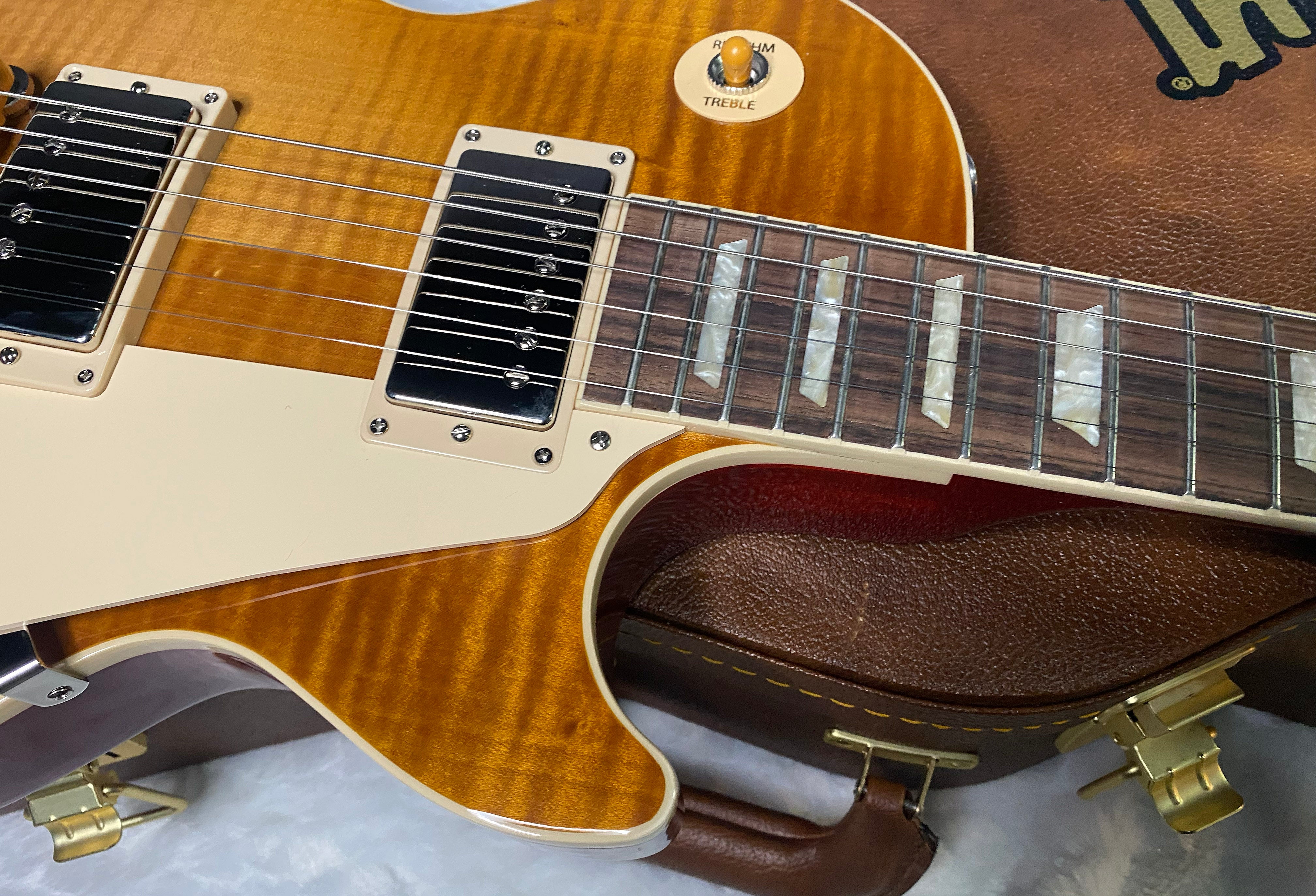 NEW! ! Gibson Les Paul 50's Standard - Custom Shop Dirty Lemon Finish - Beautiful Flame Top - Limited Edition - Authorized Dealer - 9.3 lbs - G06359