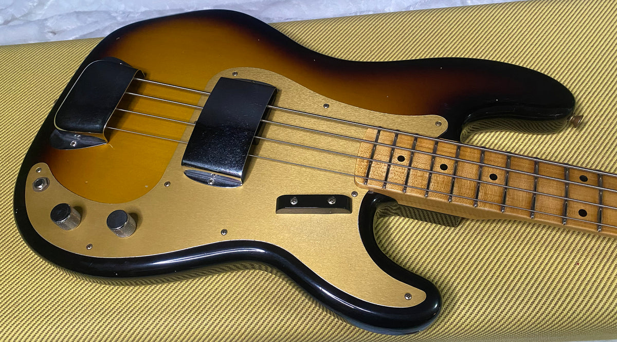 NEW! Fender Custom Shop 1958 Precision Bass Journeyman Relic - 2-Tone Sunburst - Authorized Dealer - 8.9lbs - G07765