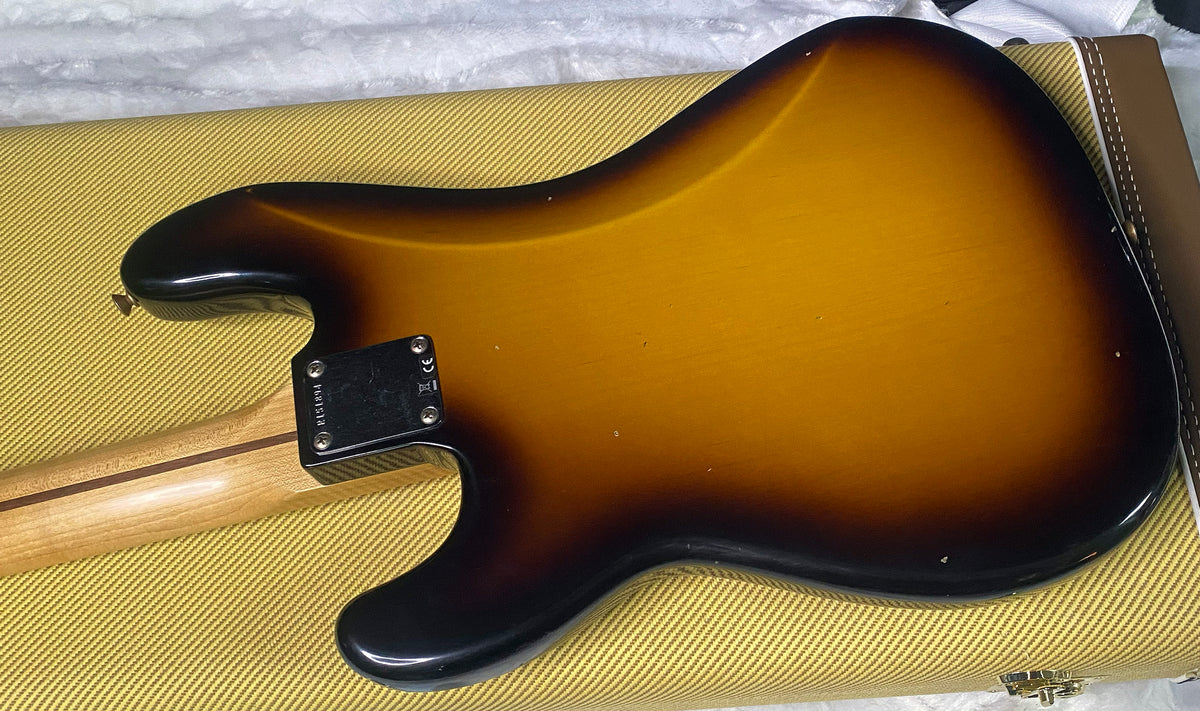 NEW! Fender Custom Shop 1958 Precision Bass Journeyman Relic - 2-Tone Sunburst - Authorized Dealer - 8.9lbs - G07765