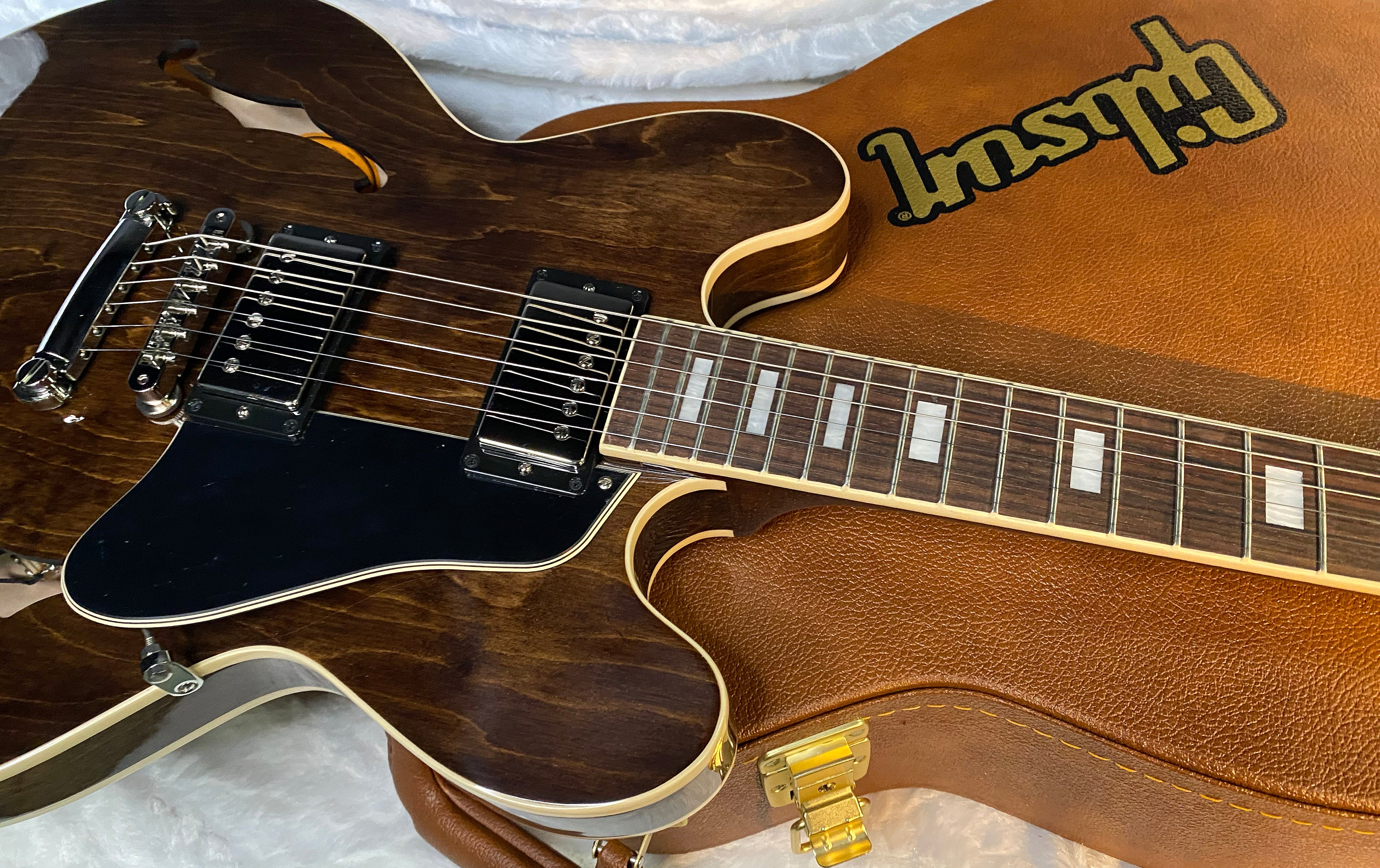 NEW ! Gibson ES-335 60s Semi-hollowbody Electric Guitar - Dark Walnut - Authorized Dealer - 8.35 lbs - G07029