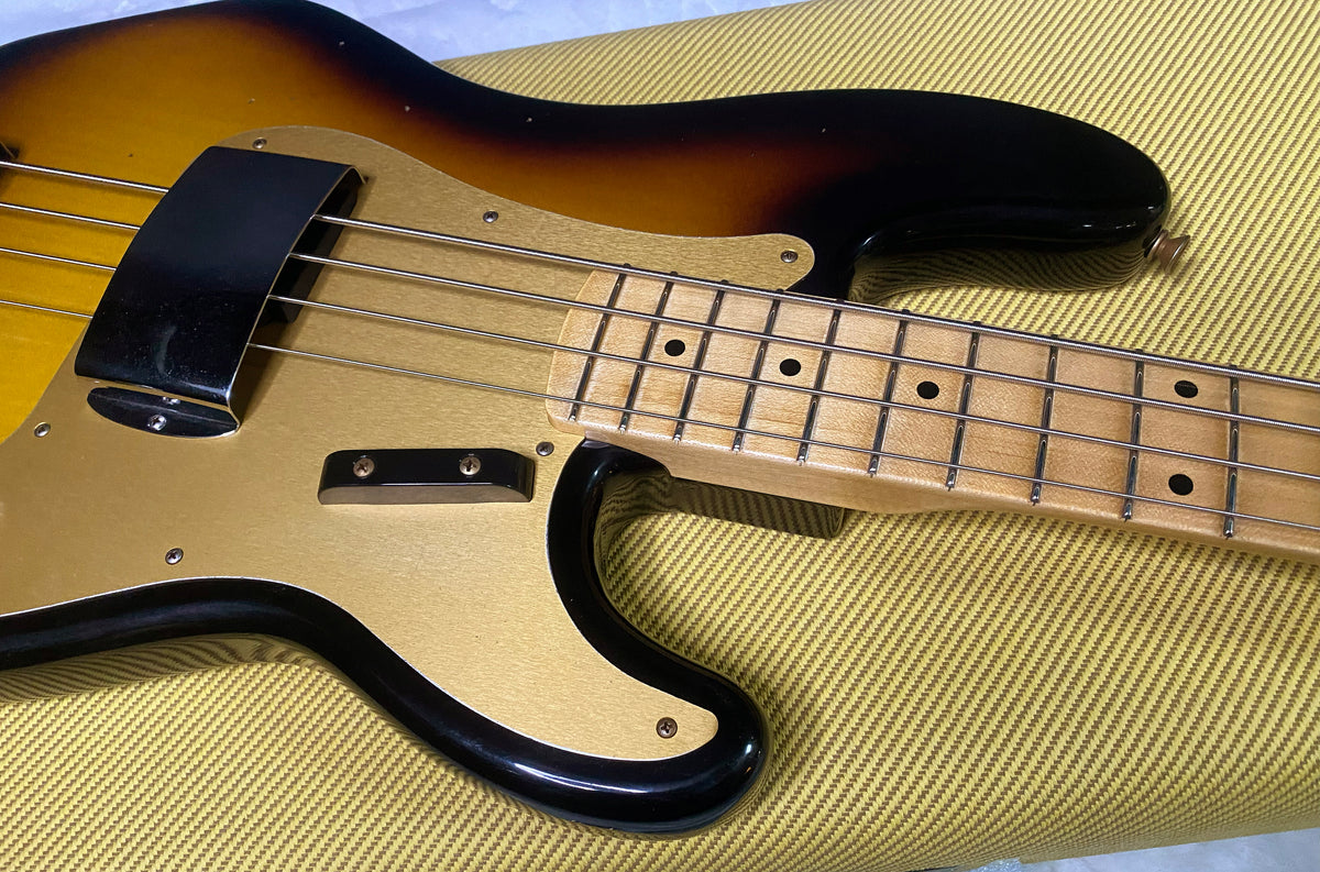 NEW! Fender Custom Shop 1958 Precision Bass Journeyman Relic - 2-Tone Sunburst - Authorized Dealer - 8.9lbs - G07769