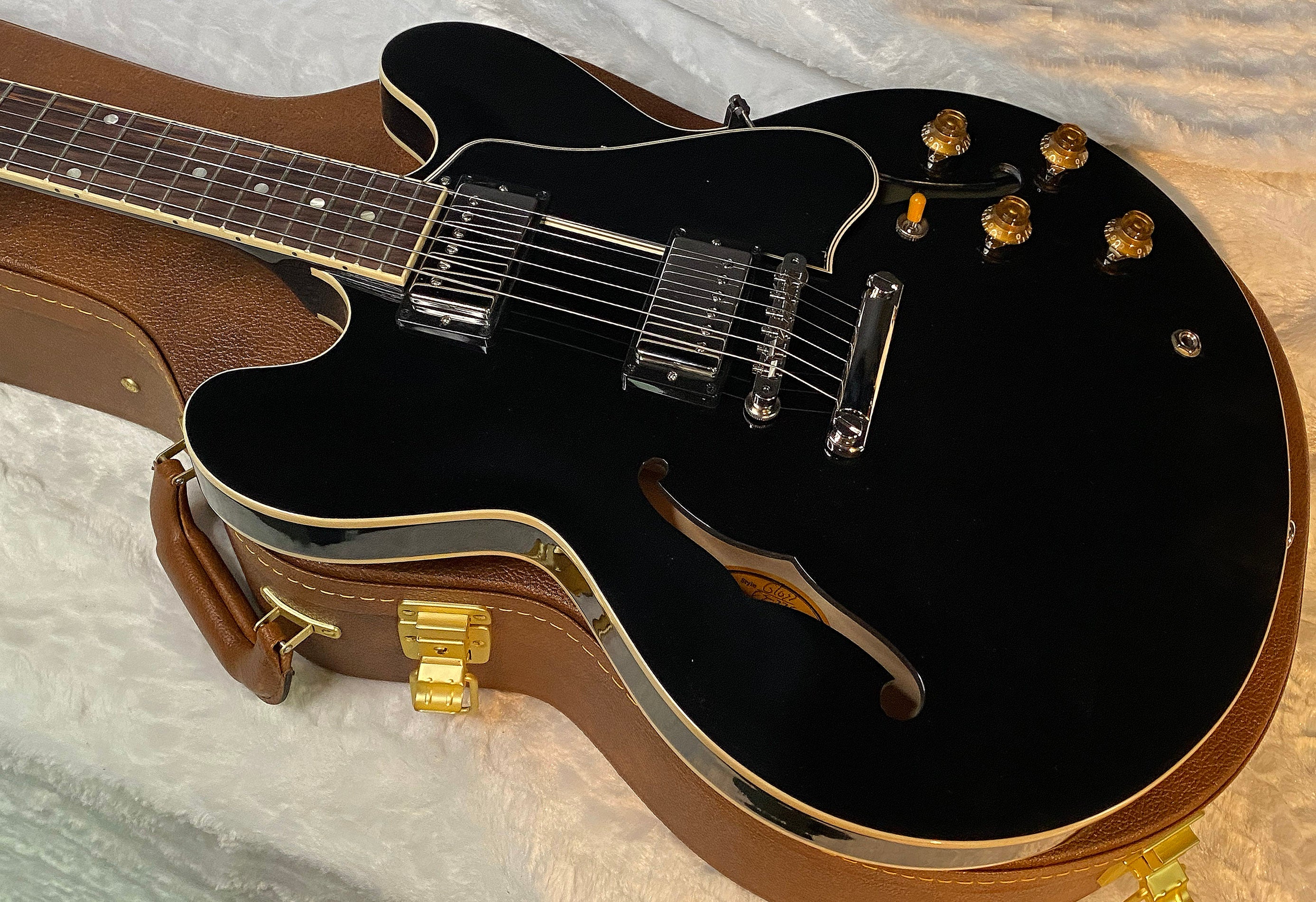 NEW ! Gibson ES-335 50s Semi-Hollowbody Electric Guitar - Ebony - Authorized Dealer - 7.7 lbs - G07038