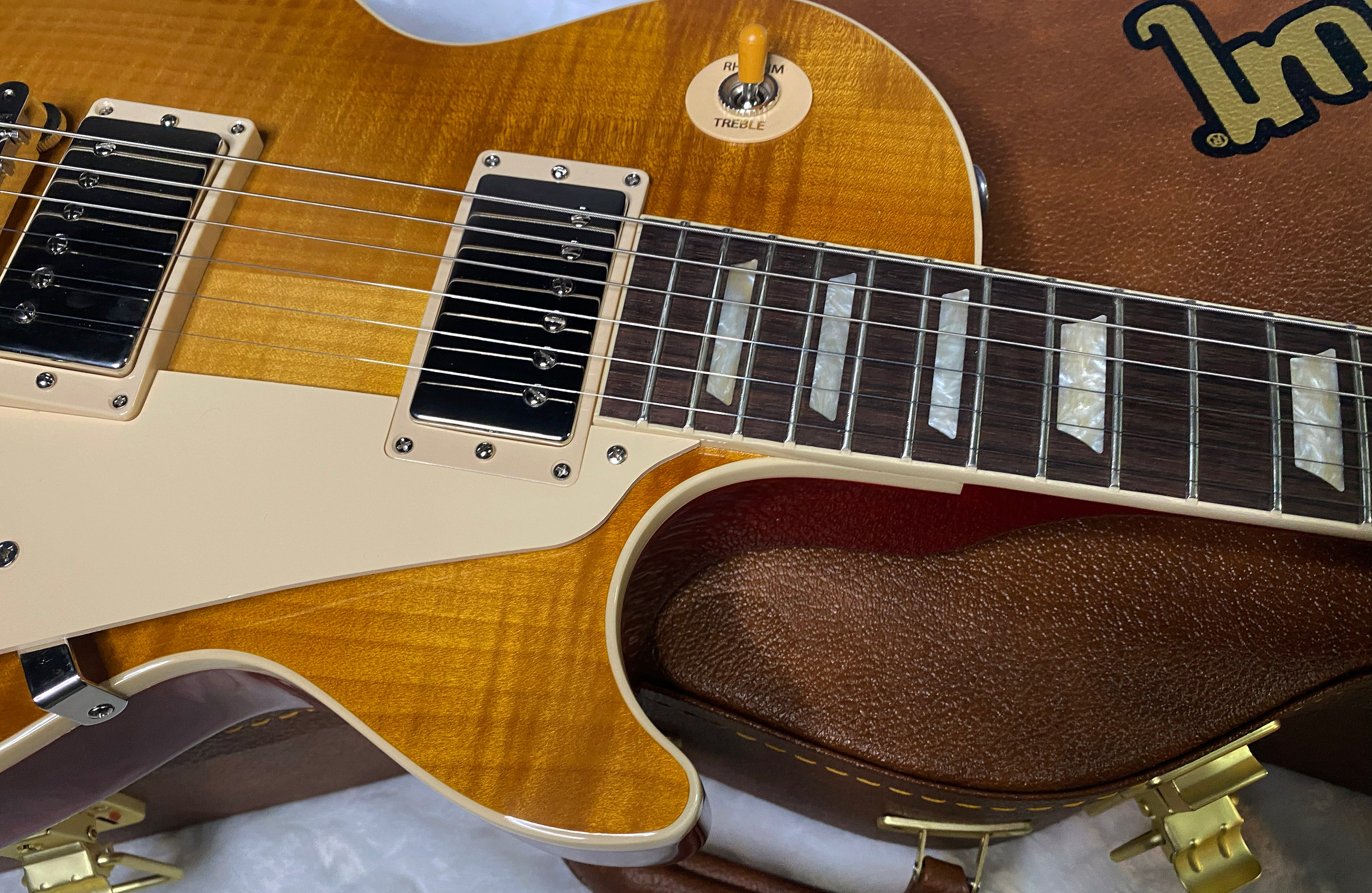 NEW! ! Gibson Les Paul 50's Standard - Custom Shop Dirty Lemon Finish - Beautiful Flame Top - Limited Edition - Authorized Dealer - 10 lbs - G06358