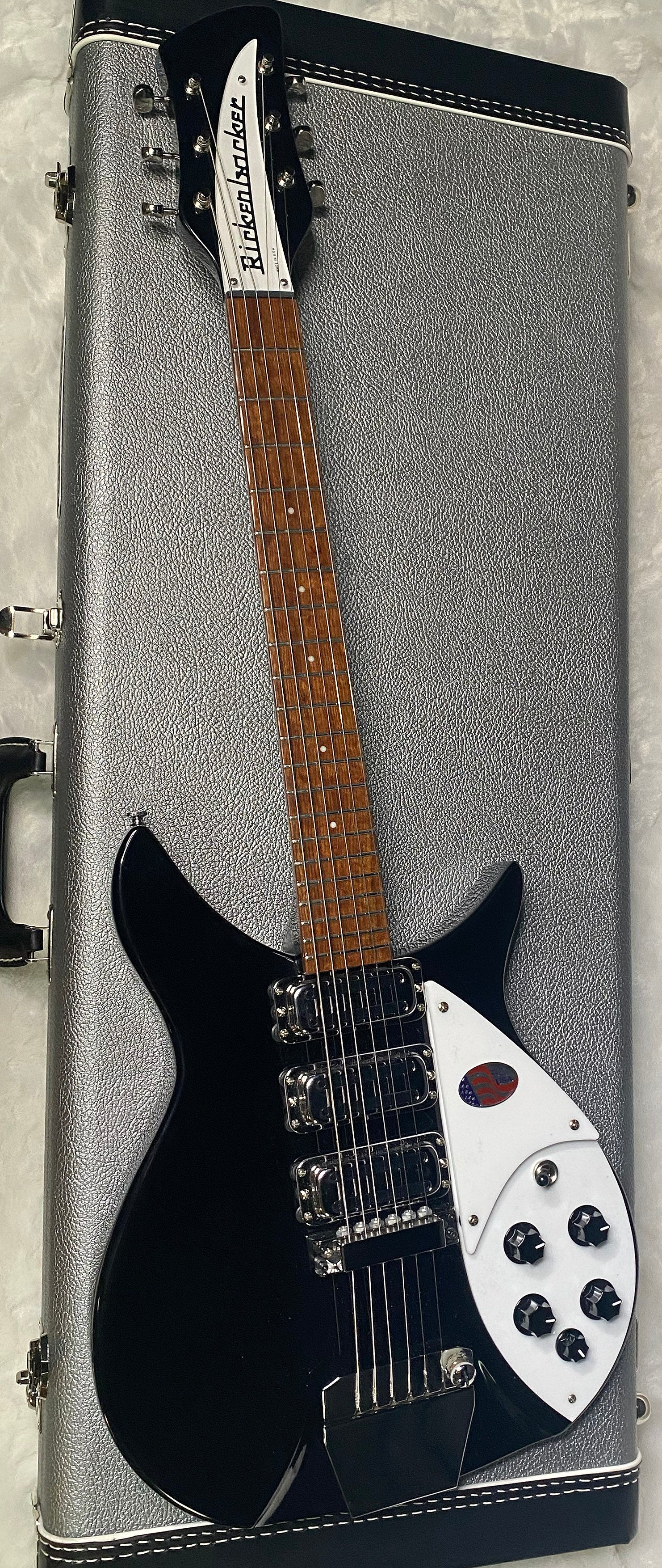 NEW! Rickenbacker 325C64 Miami 3 Pickup Semi-Hollow Guitar- Jetglo - Authorized Dealer - 6.85lbs - G06373